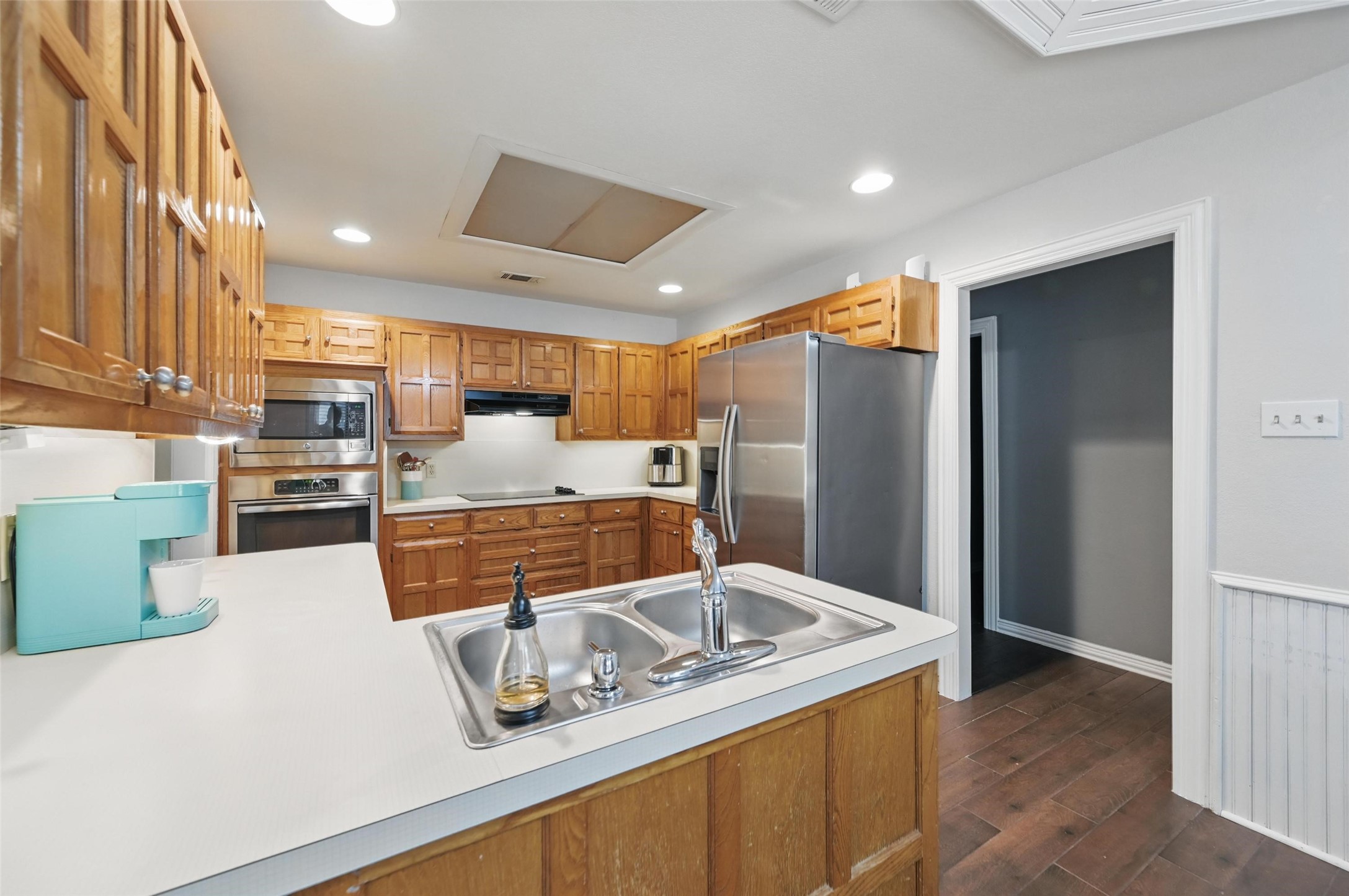 6004 Green Forest Court