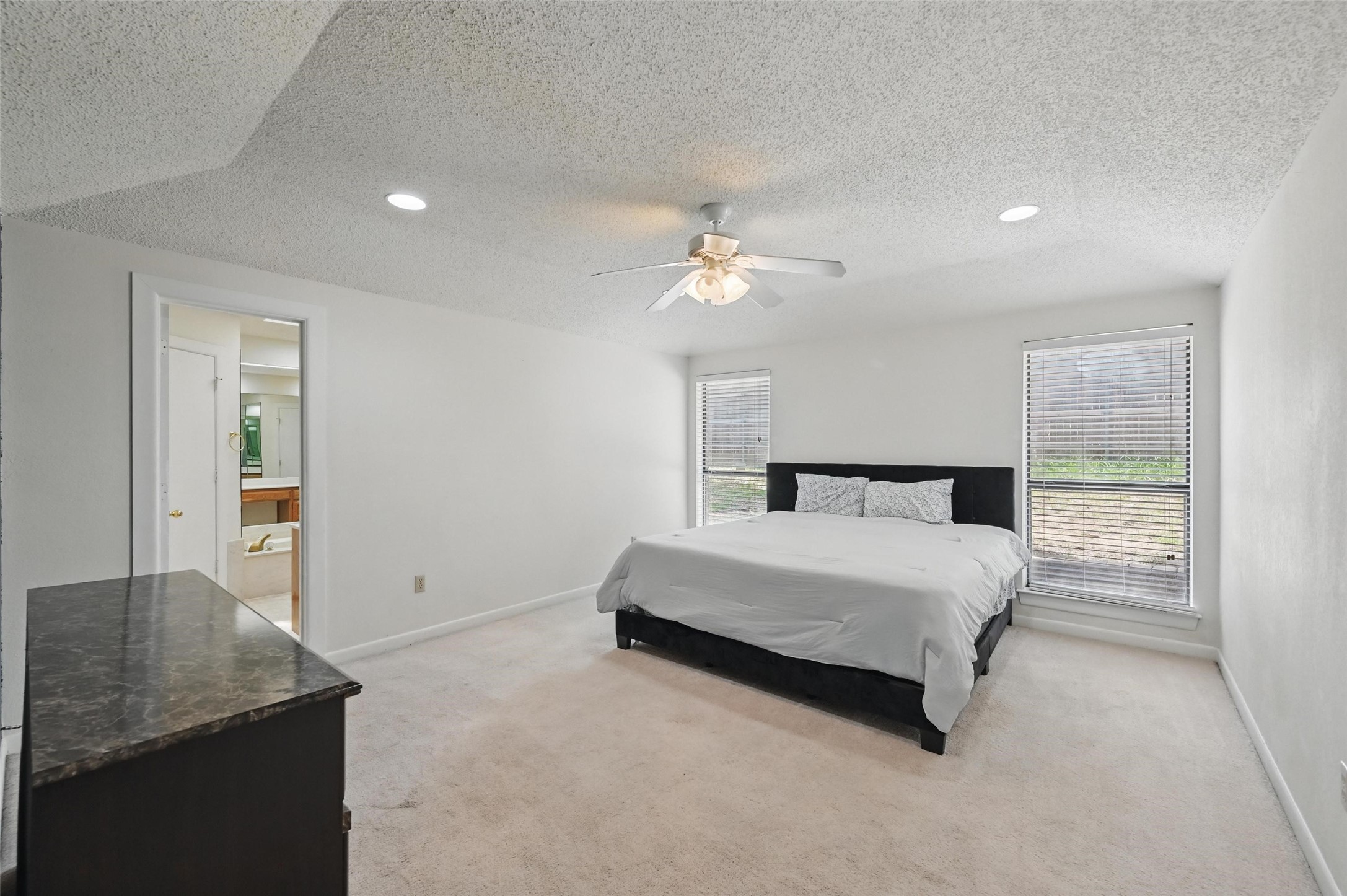 6004 Green Forest Court