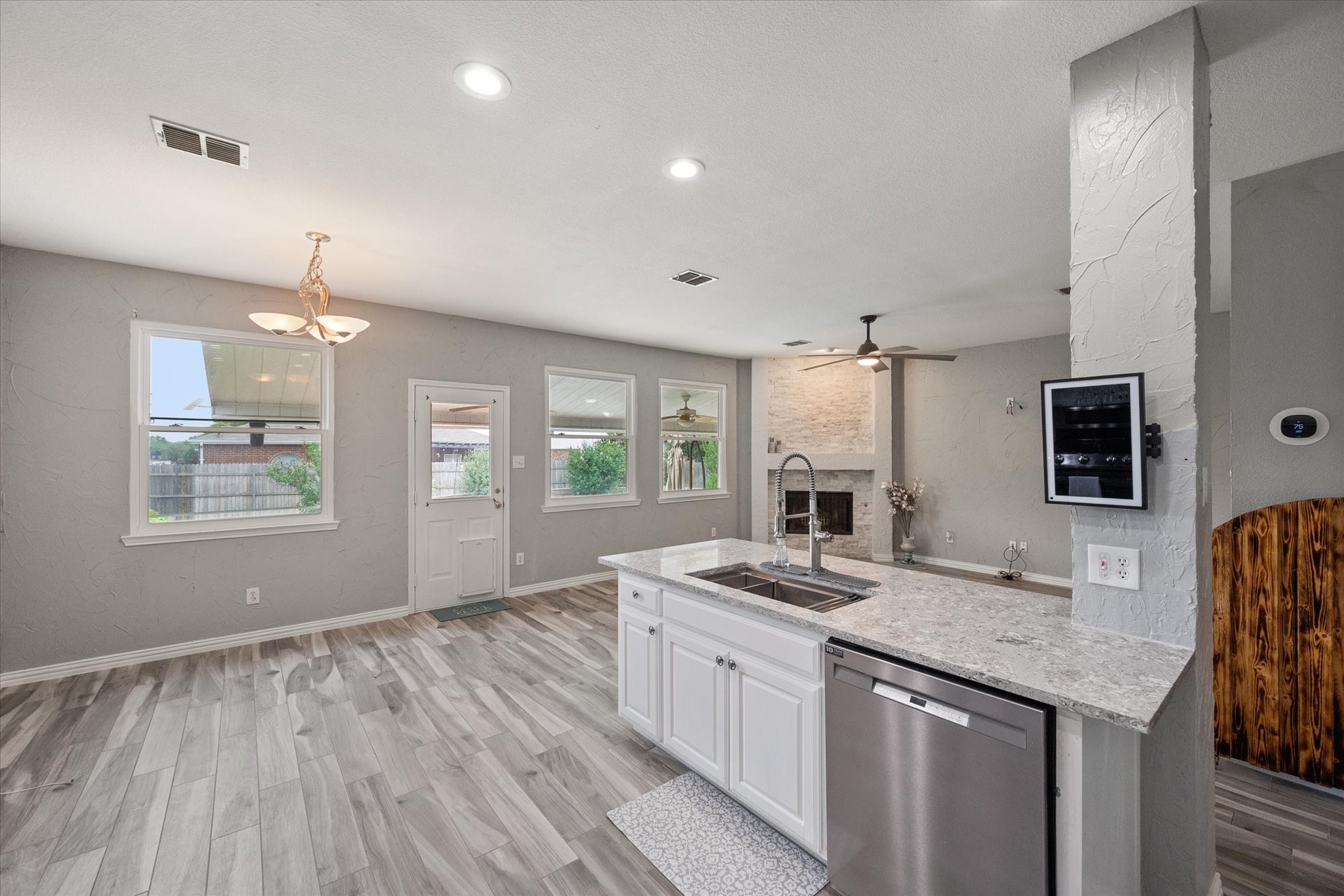 1612 Marble Cove Lane