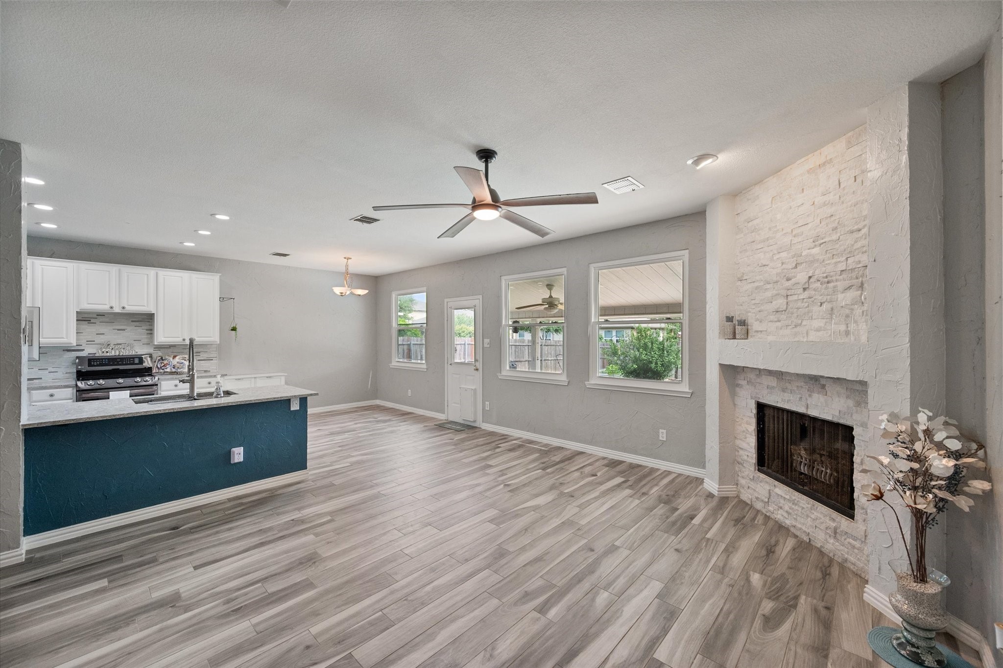 1612 Marble Cove Lane