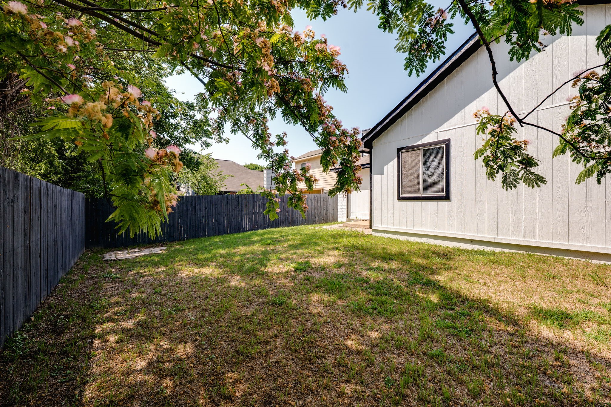 5620 Shady Springs Trail