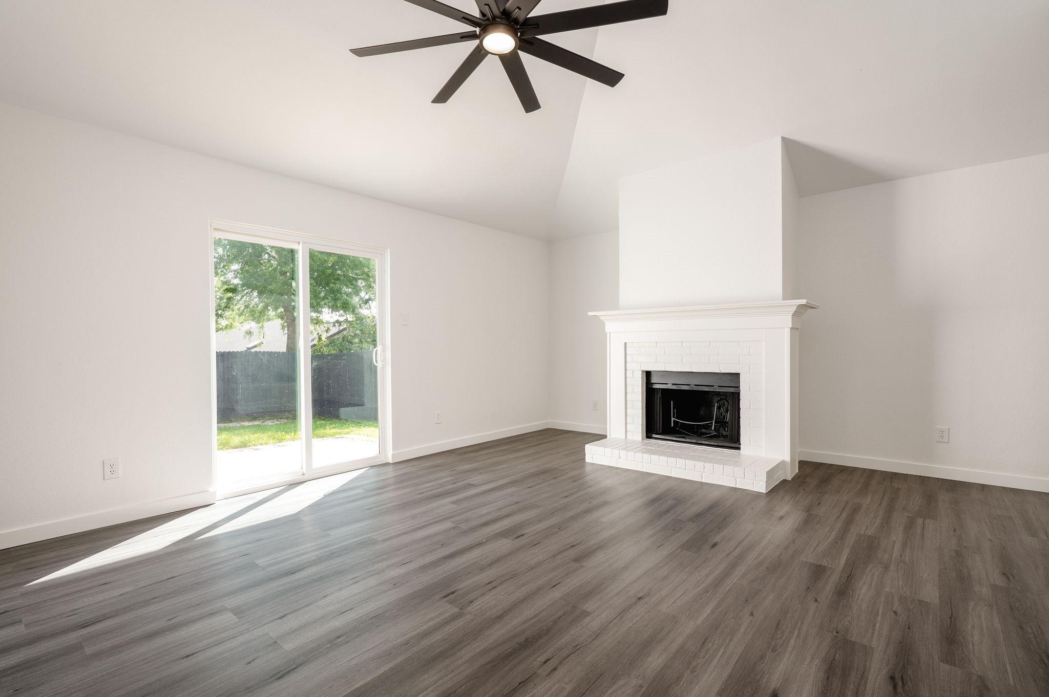 5620 Shady Springs Trail