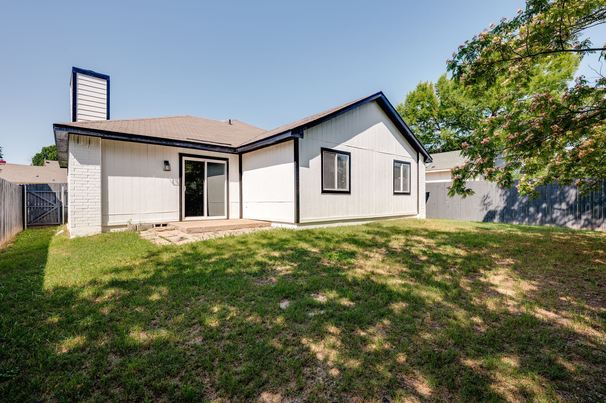 5620 Shady Springs Trail