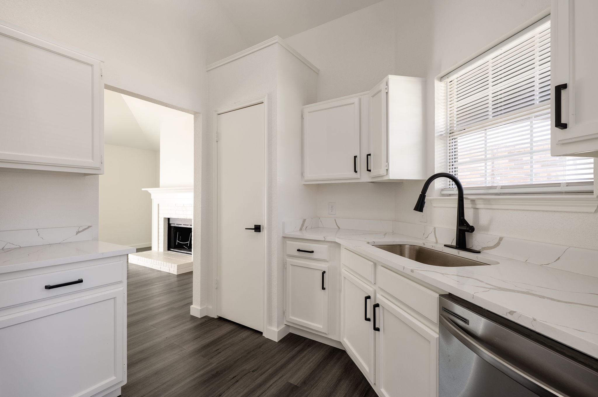 5620 Shady Springs Trail