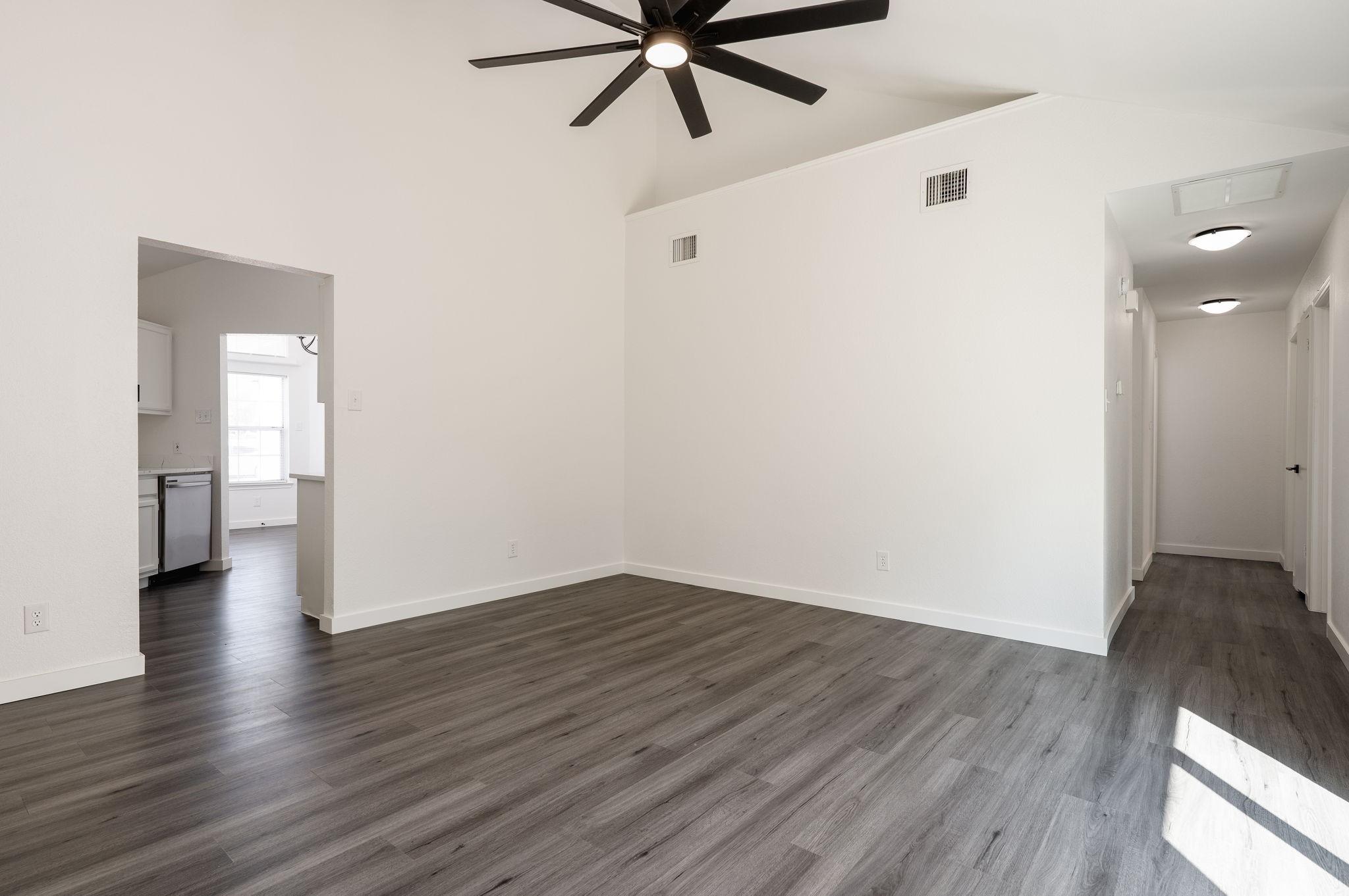 5620 Shady Springs Trail