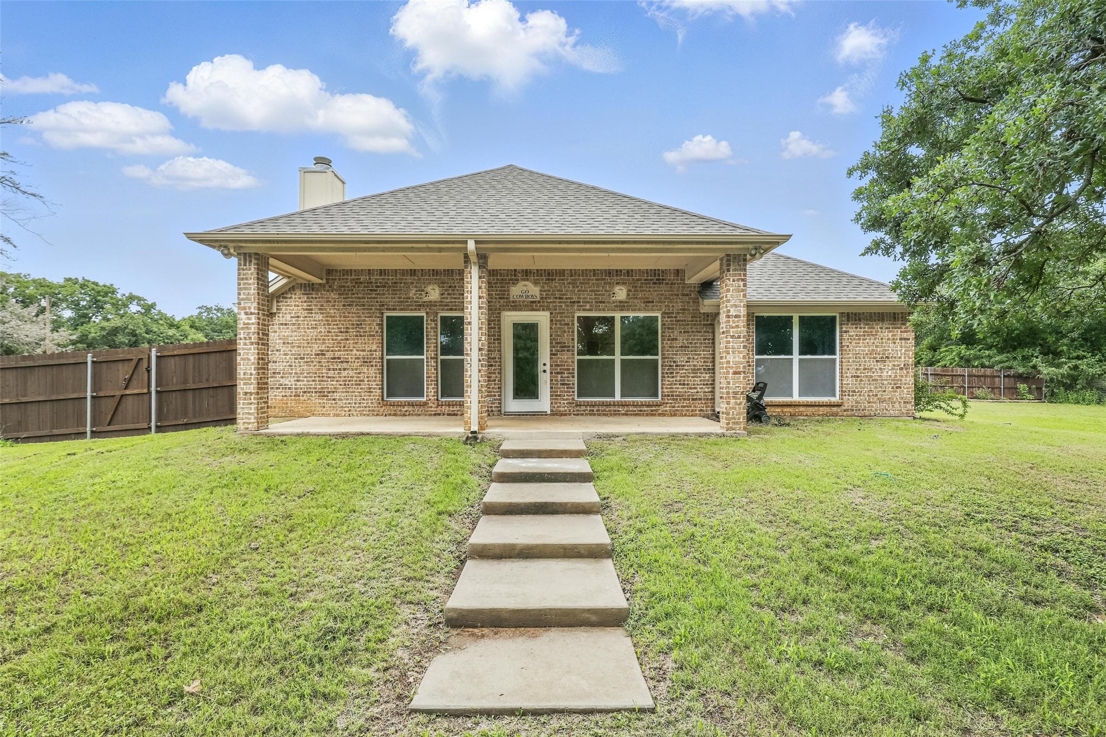 8109 County Road 804