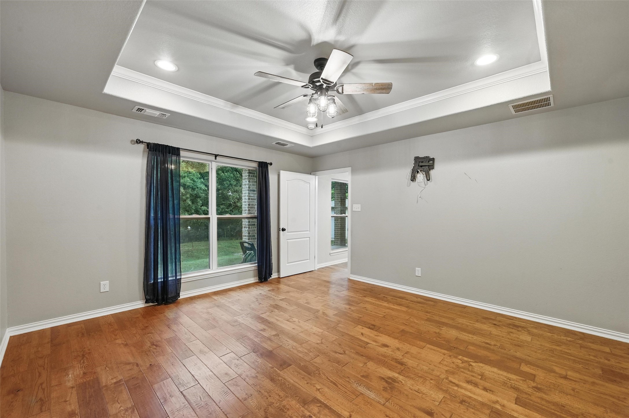 8109 County Road 804