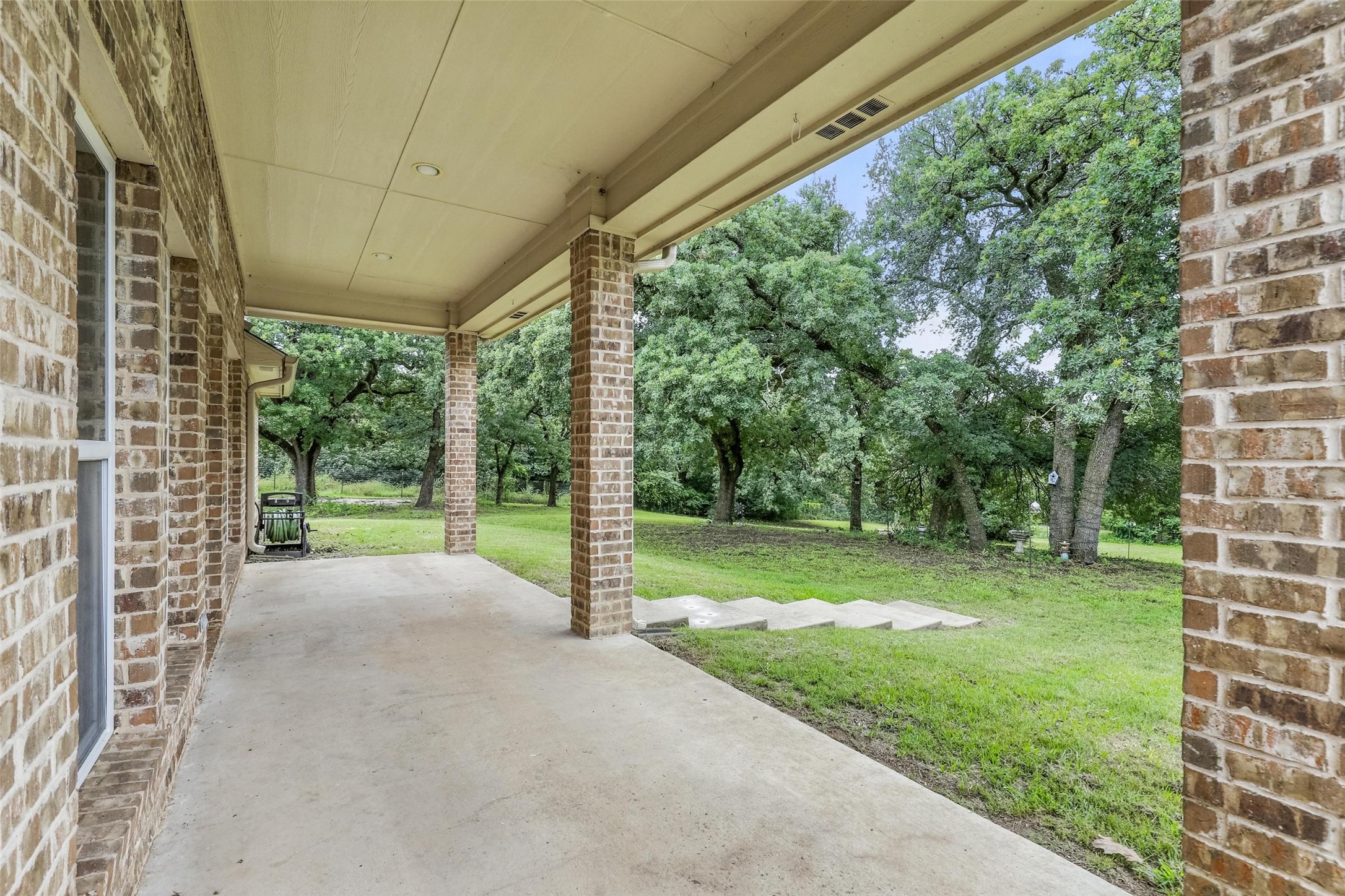 8109 County Road 804