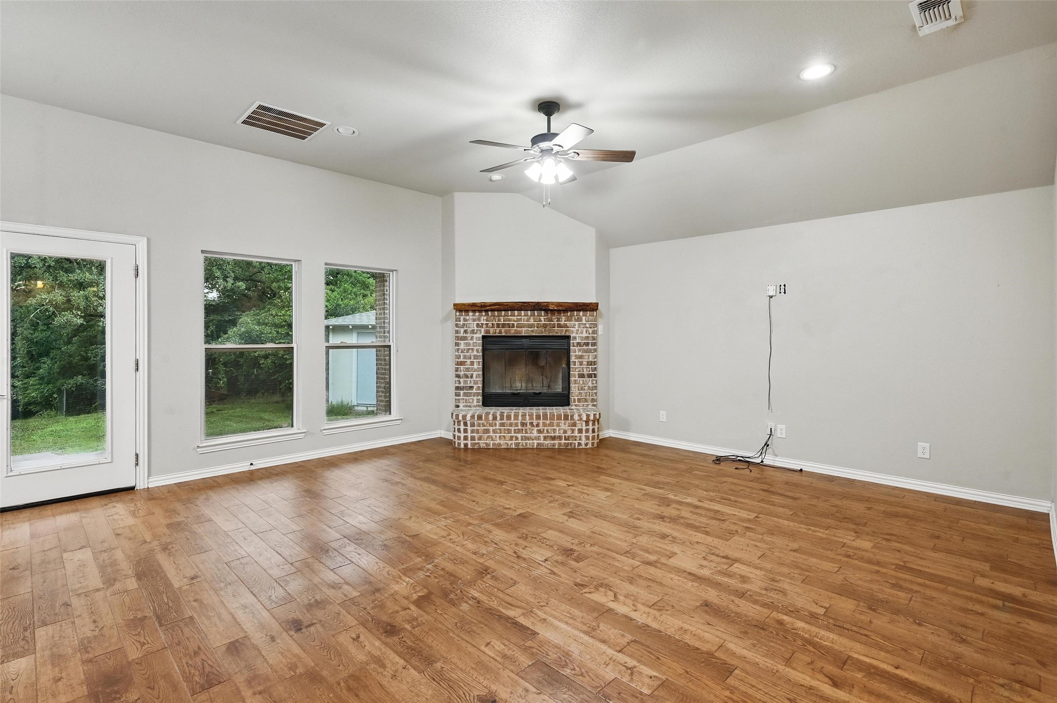 8109 County Road 804