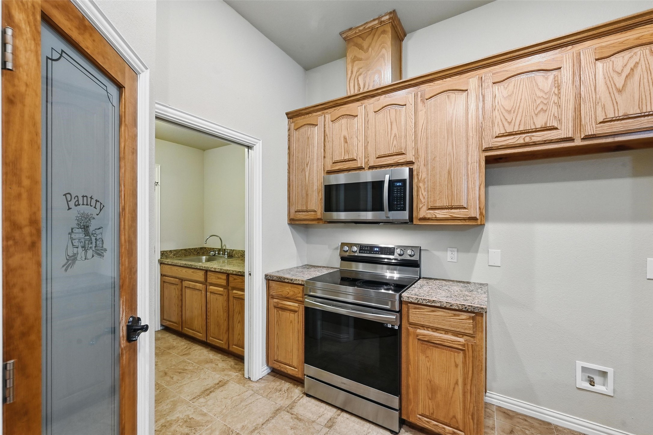 8109 County Road 804
