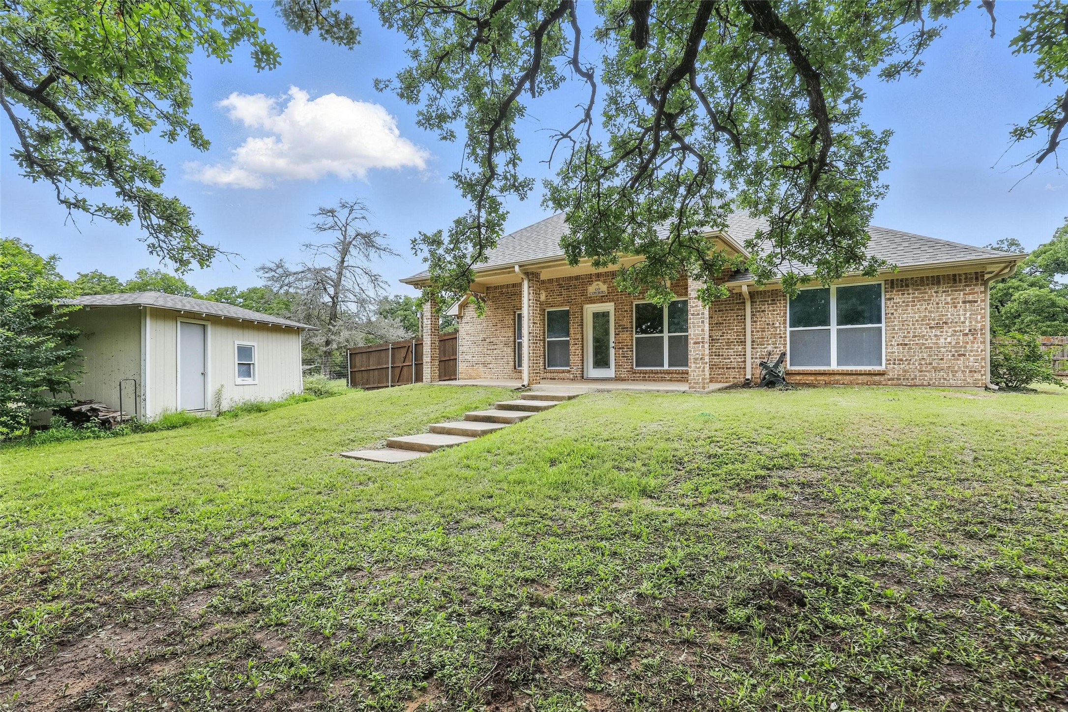 8109 County Road 804