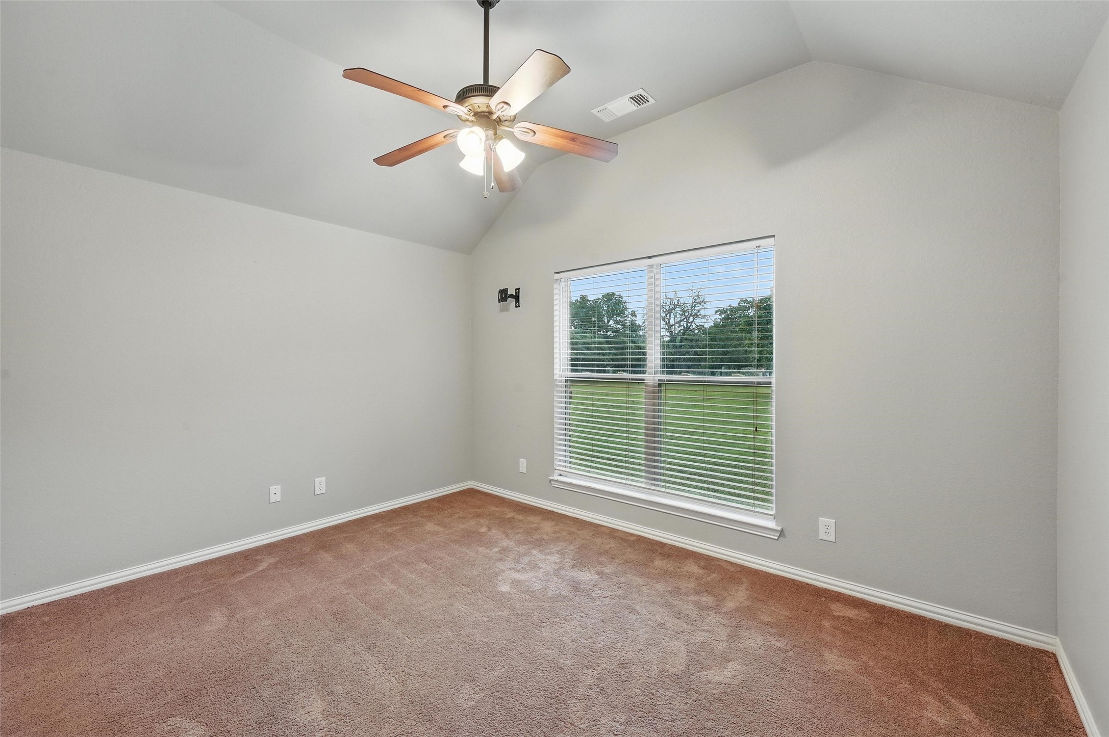 8109 County Road 804