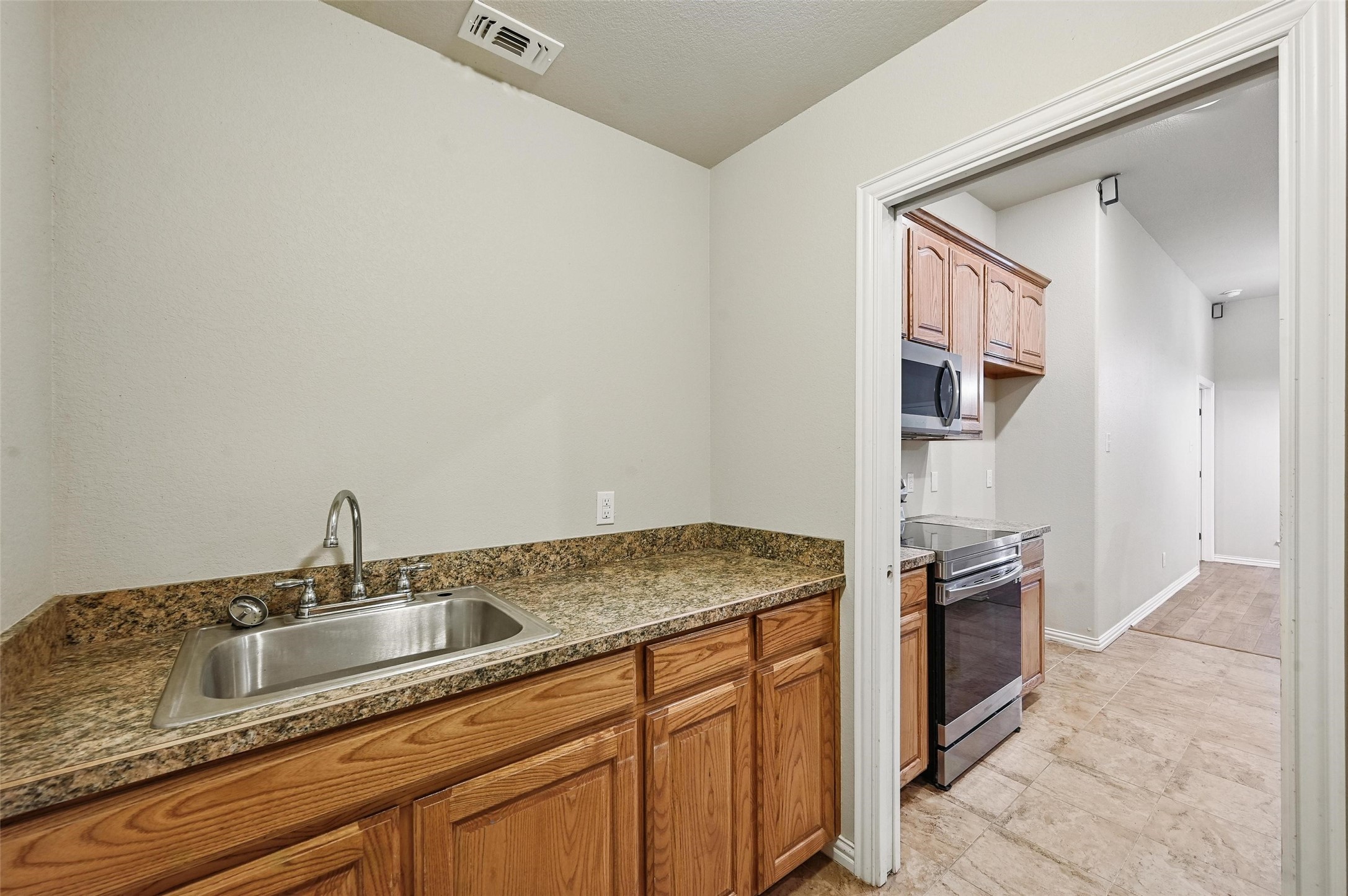 8109 County Road 804