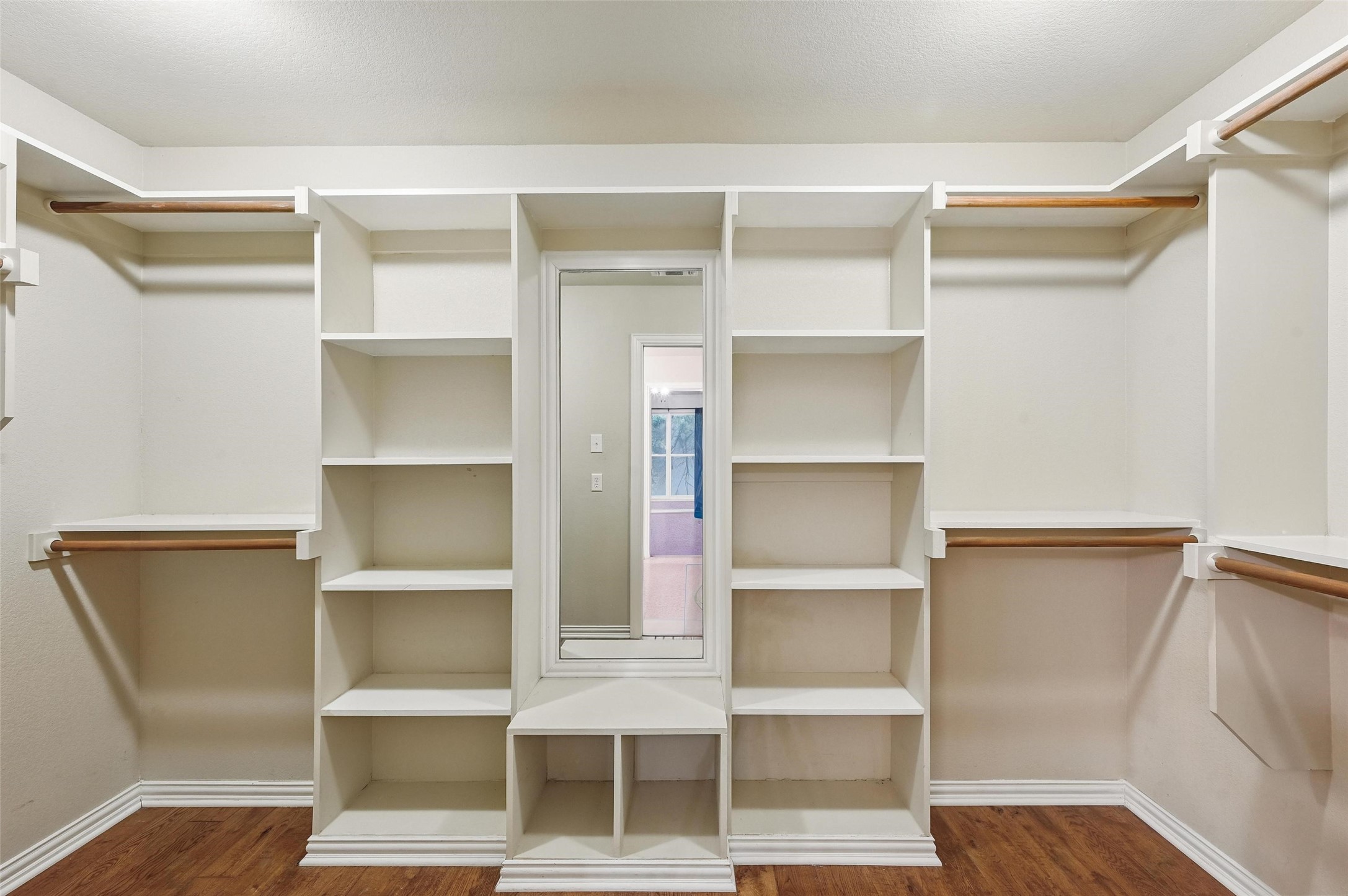 8109 County Road 804