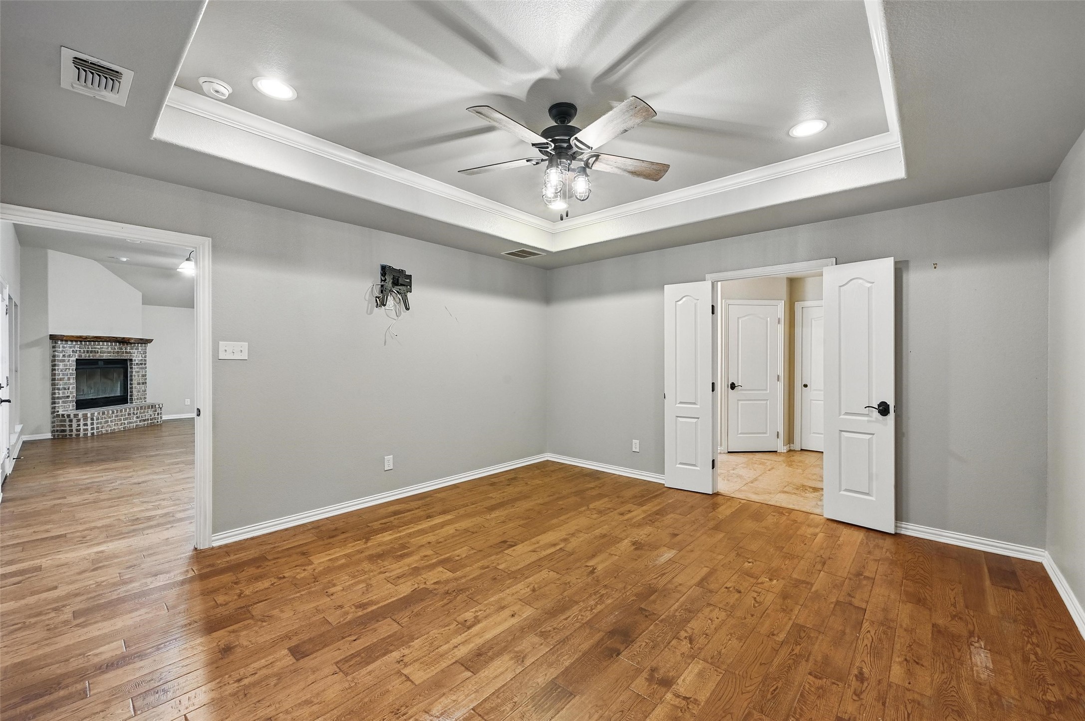 8109 County Road 804