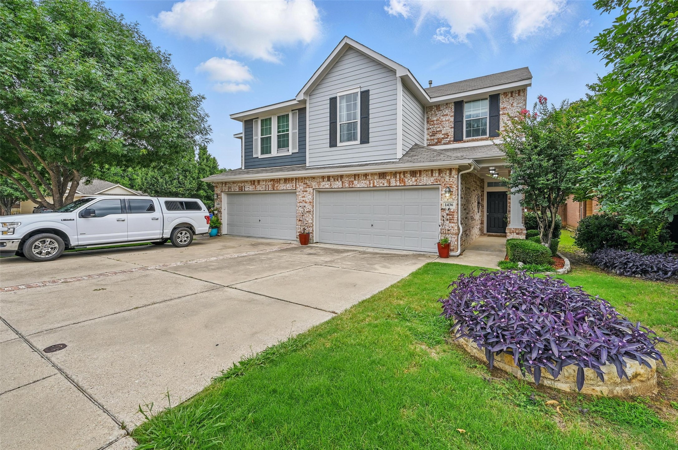 1436 Ravenwood Drive