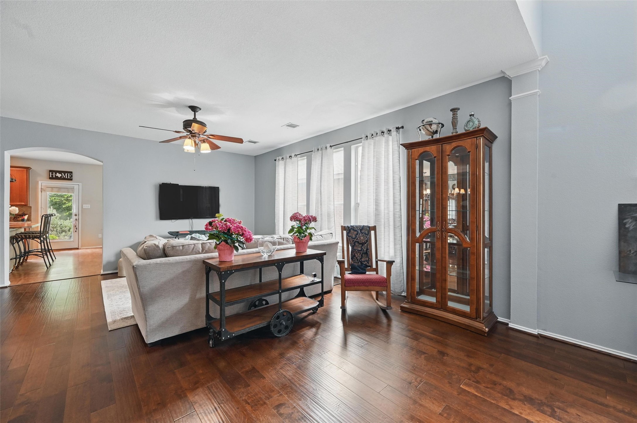 1436 Ravenwood Drive