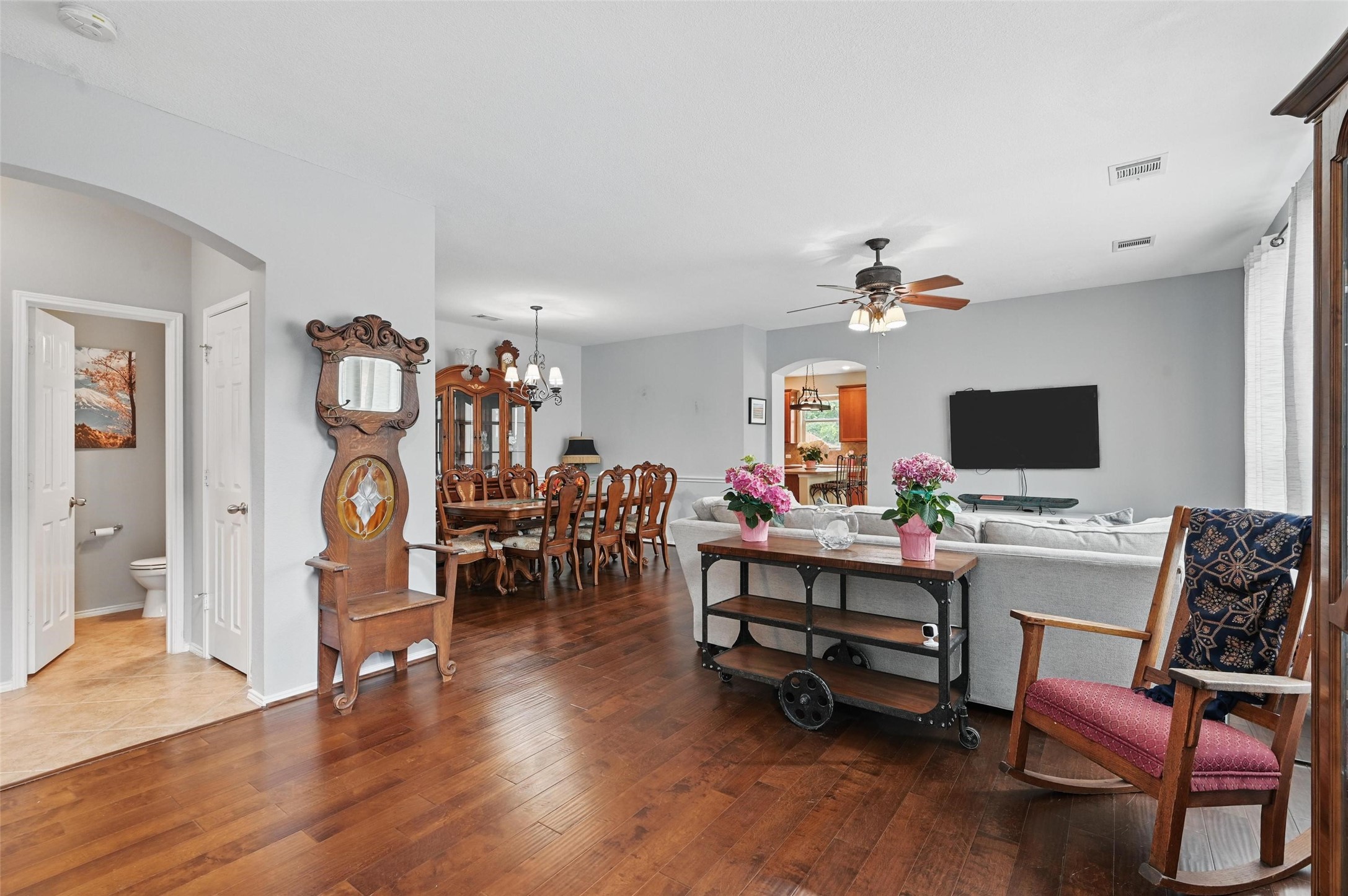 1436 Ravenwood Drive