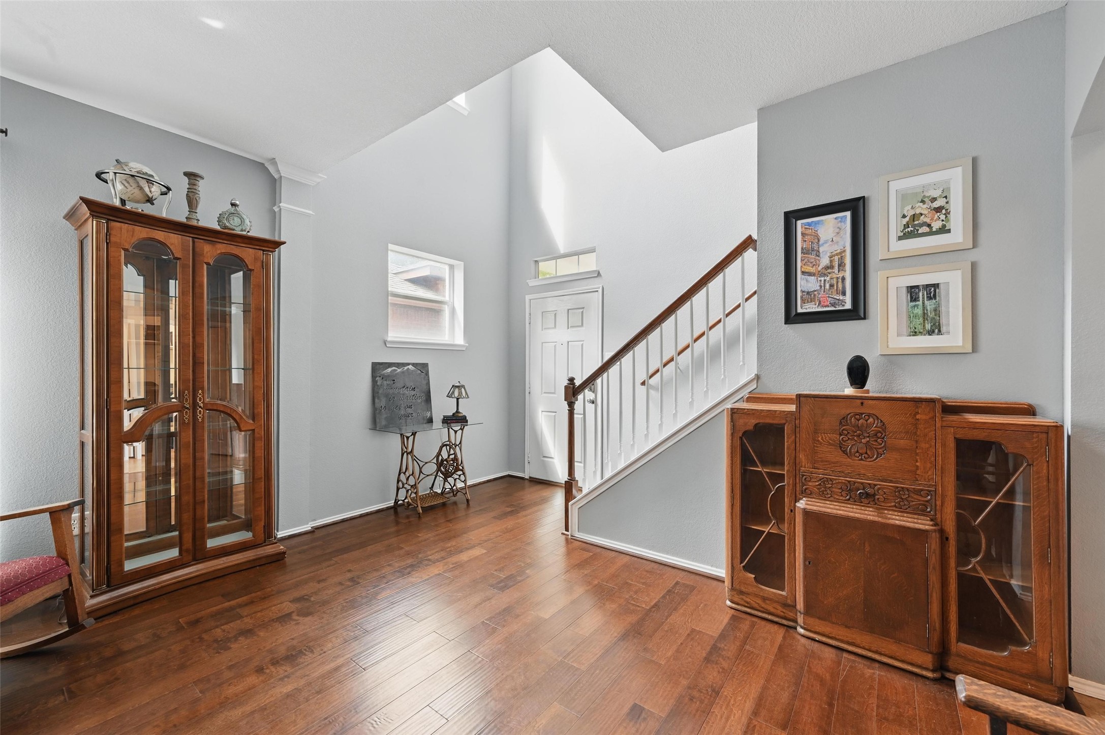 1436 Ravenwood Drive