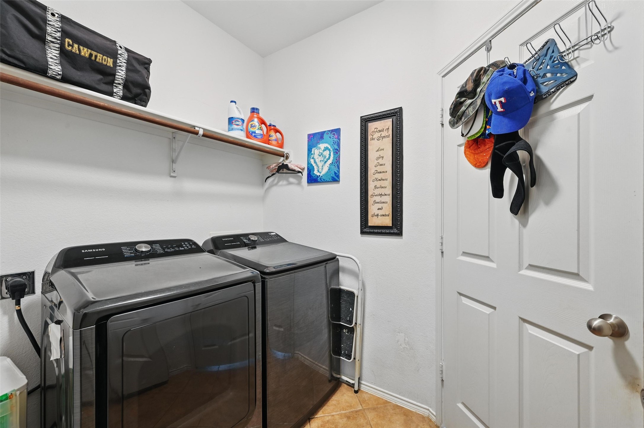 1436 Ravenwood Drive