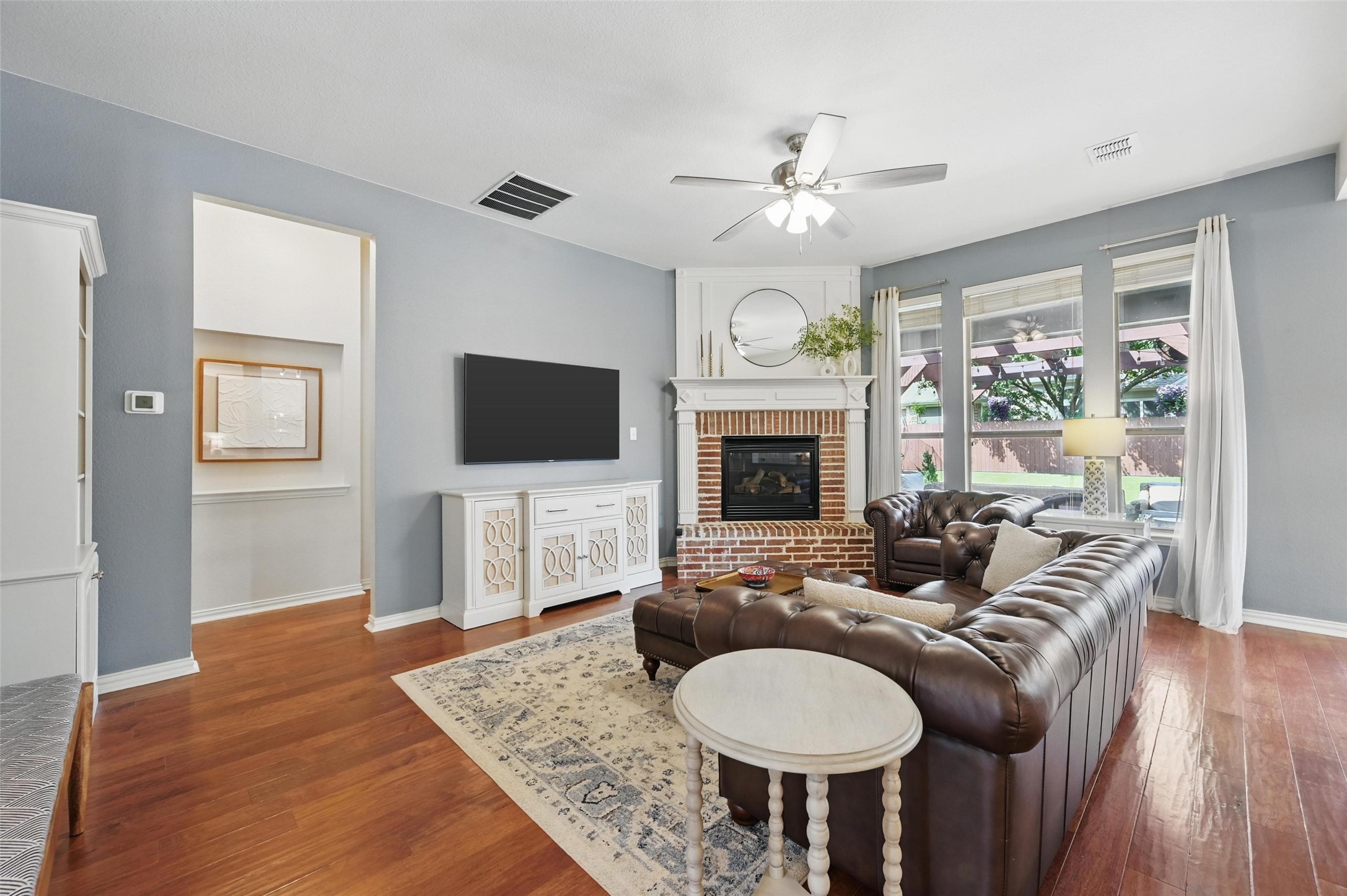 6857 Shoreway Drive