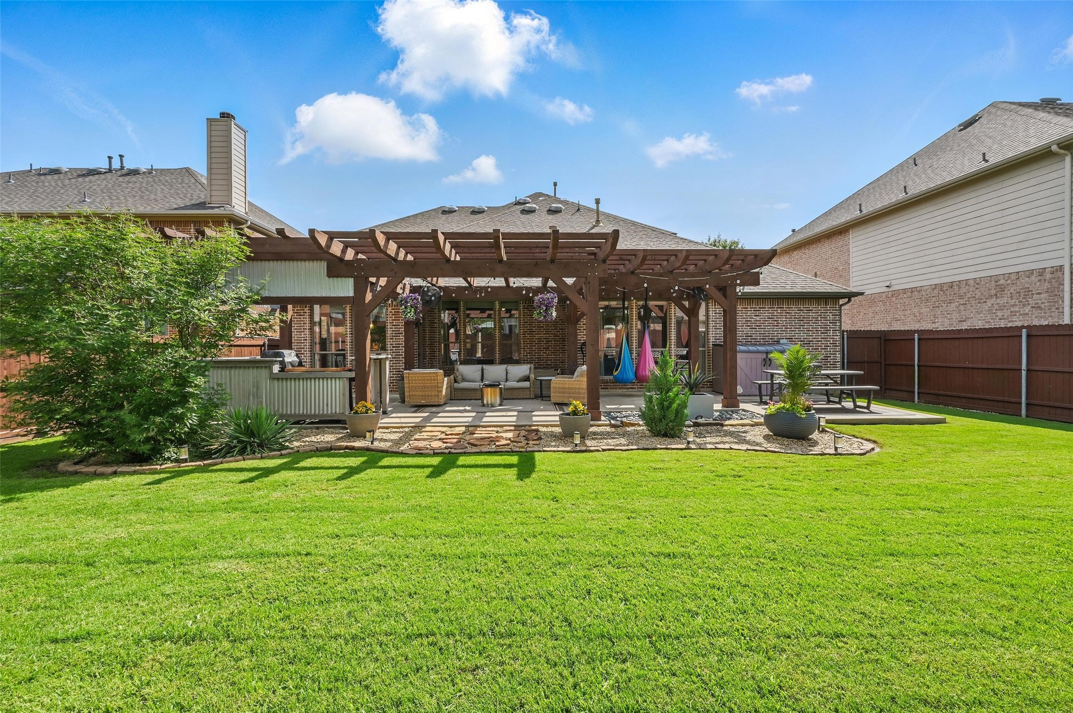 6857 Shoreway Drive