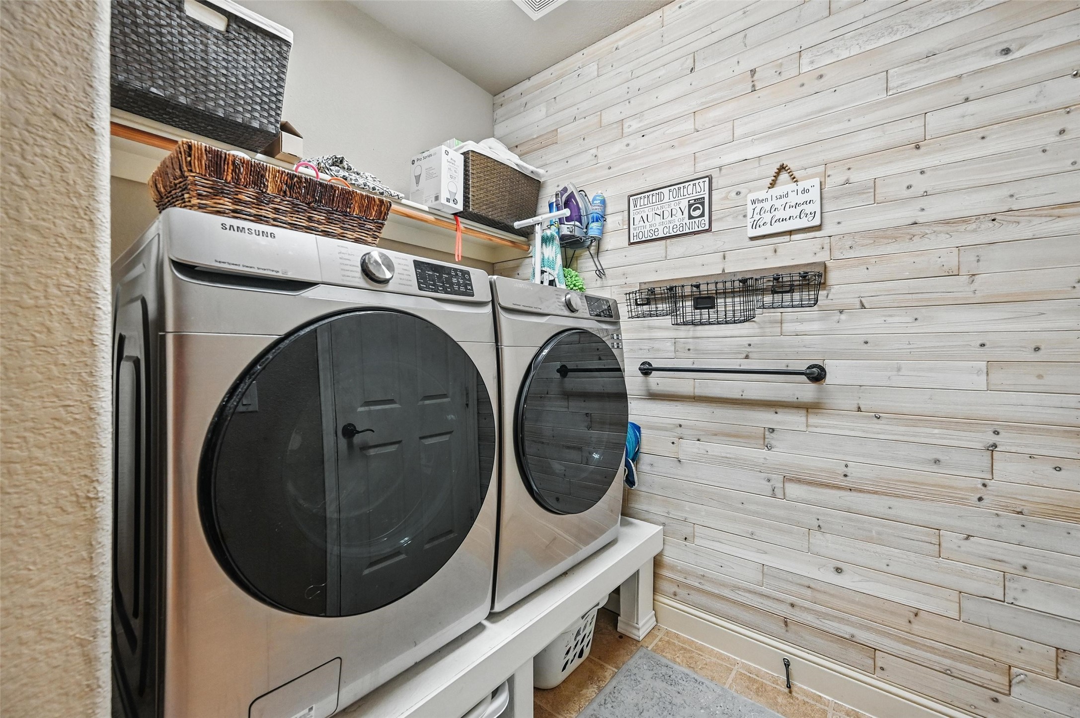 1146 Destrehan Drive