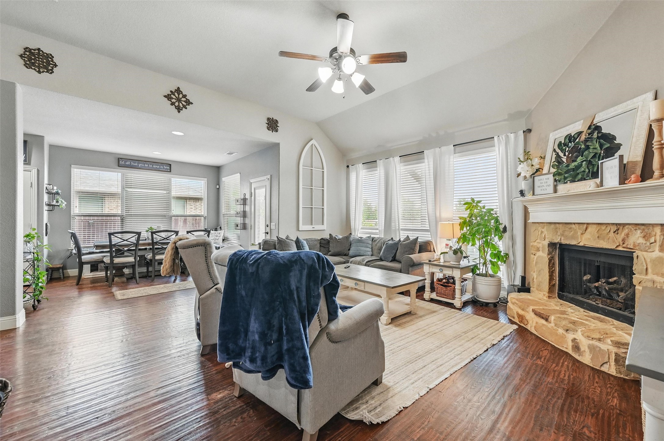 1146 Destrehan Drive