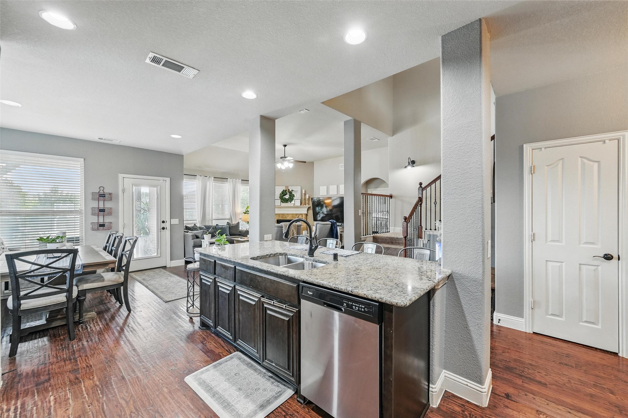 1146 Destrehan Drive