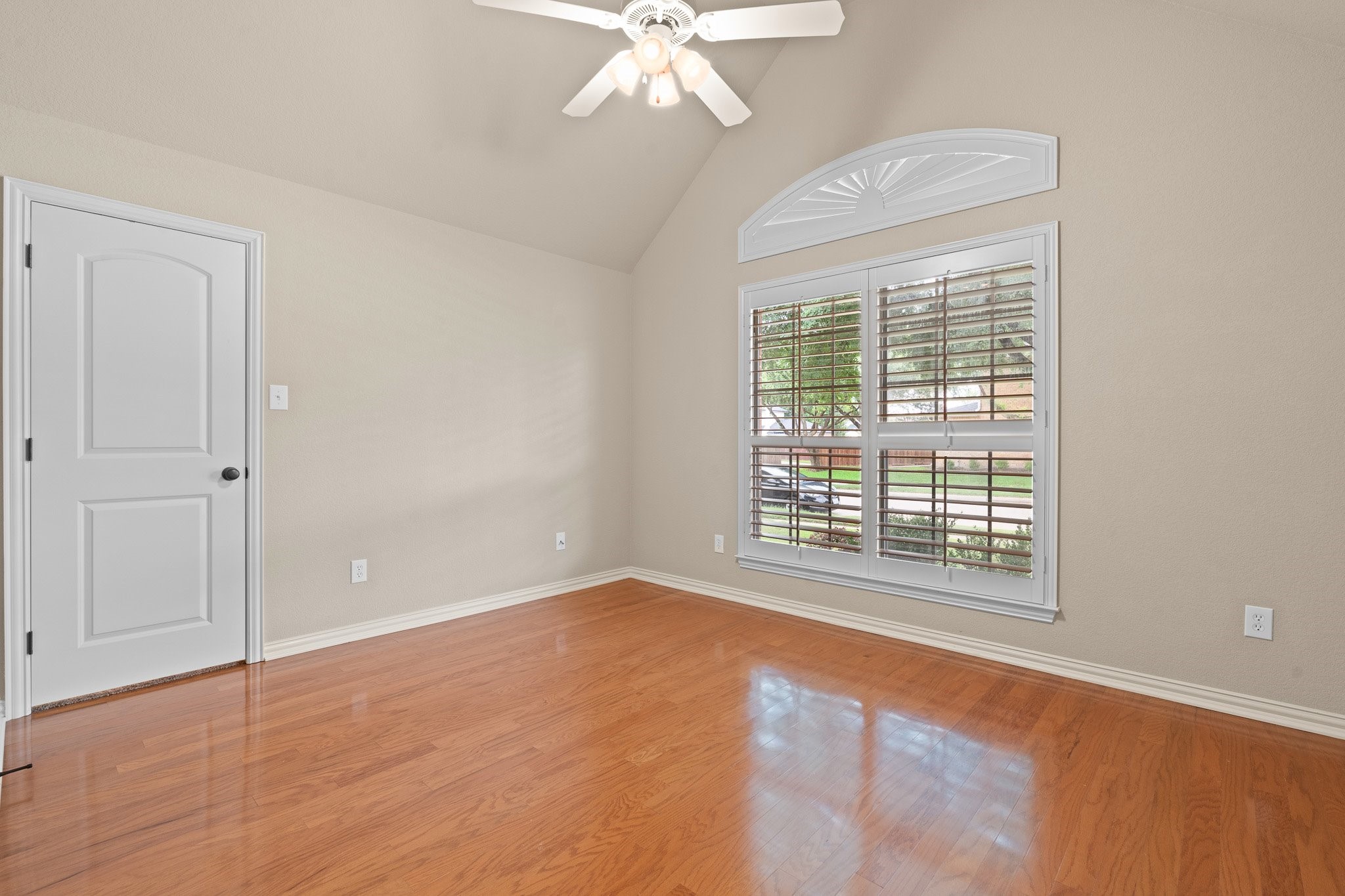 401 Shumard Oak Trail