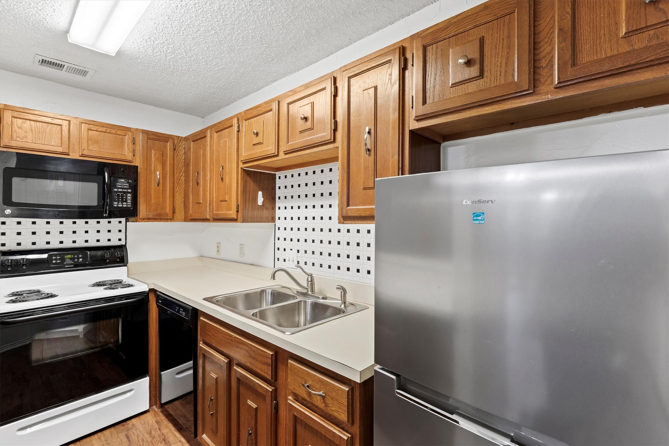 4506 Forestgate Drive