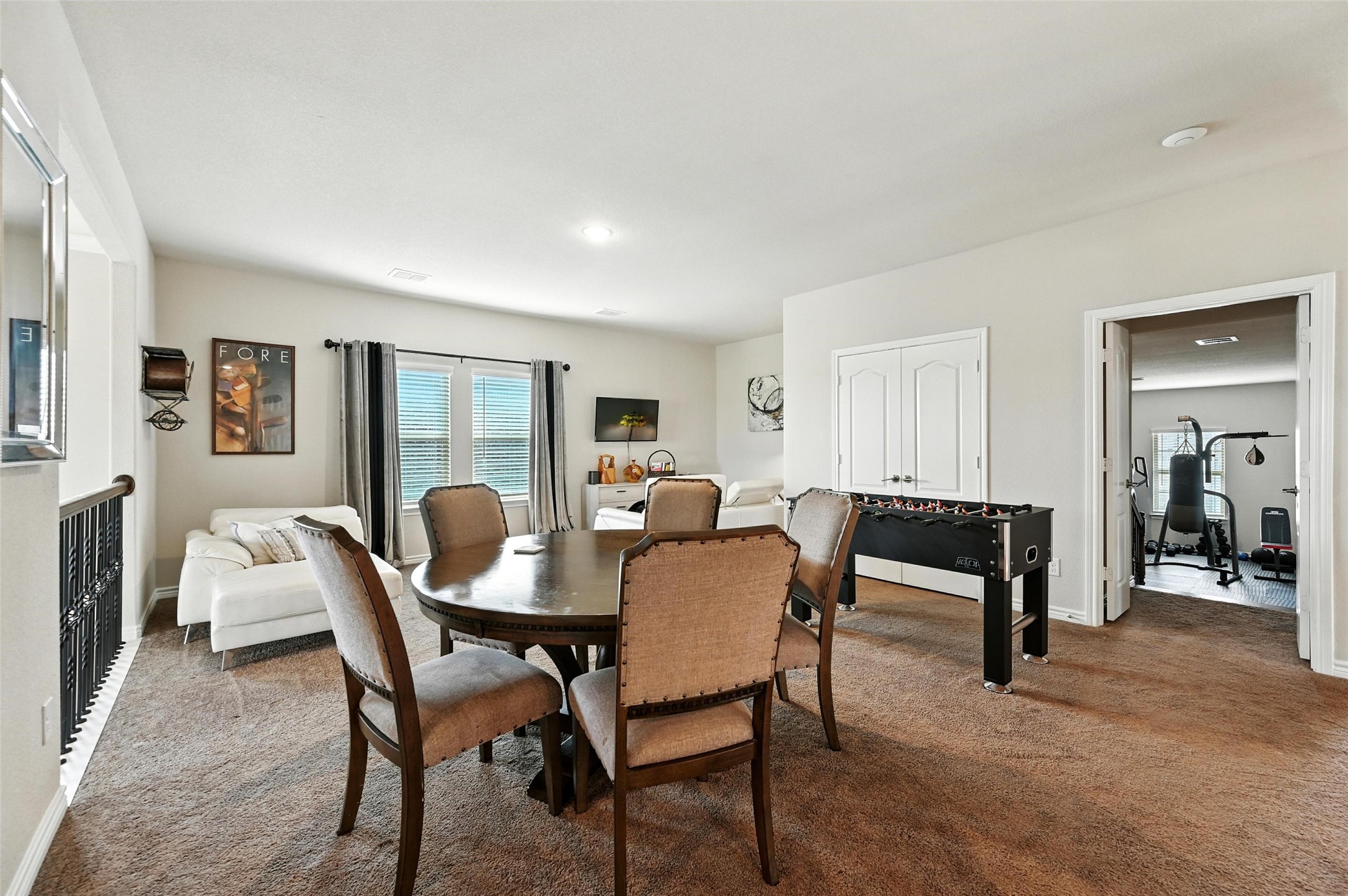 2711 Fleur De Lis Lane