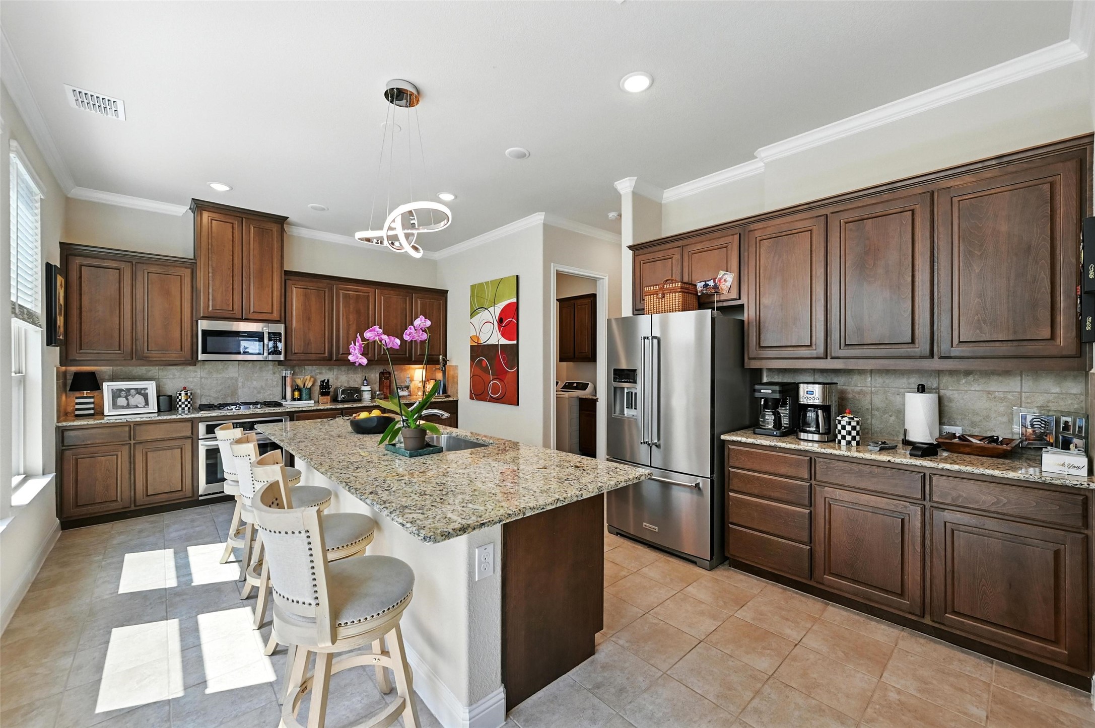 2711 Fleur De Lis Lane