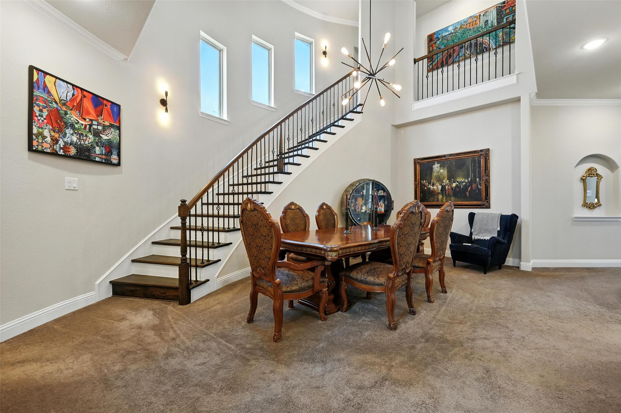 2711 Fleur De Lis Lane