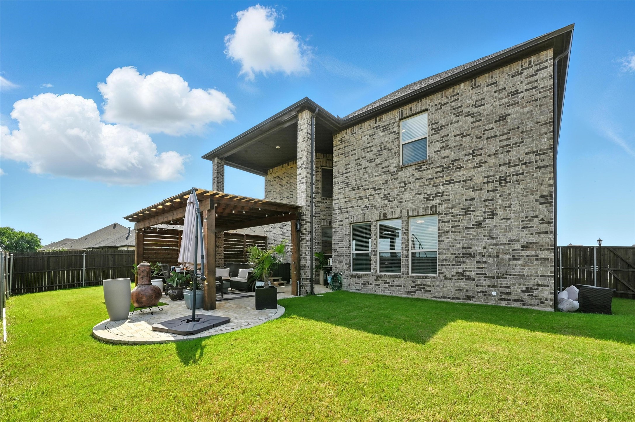 2711 Fleur De Lis Lane