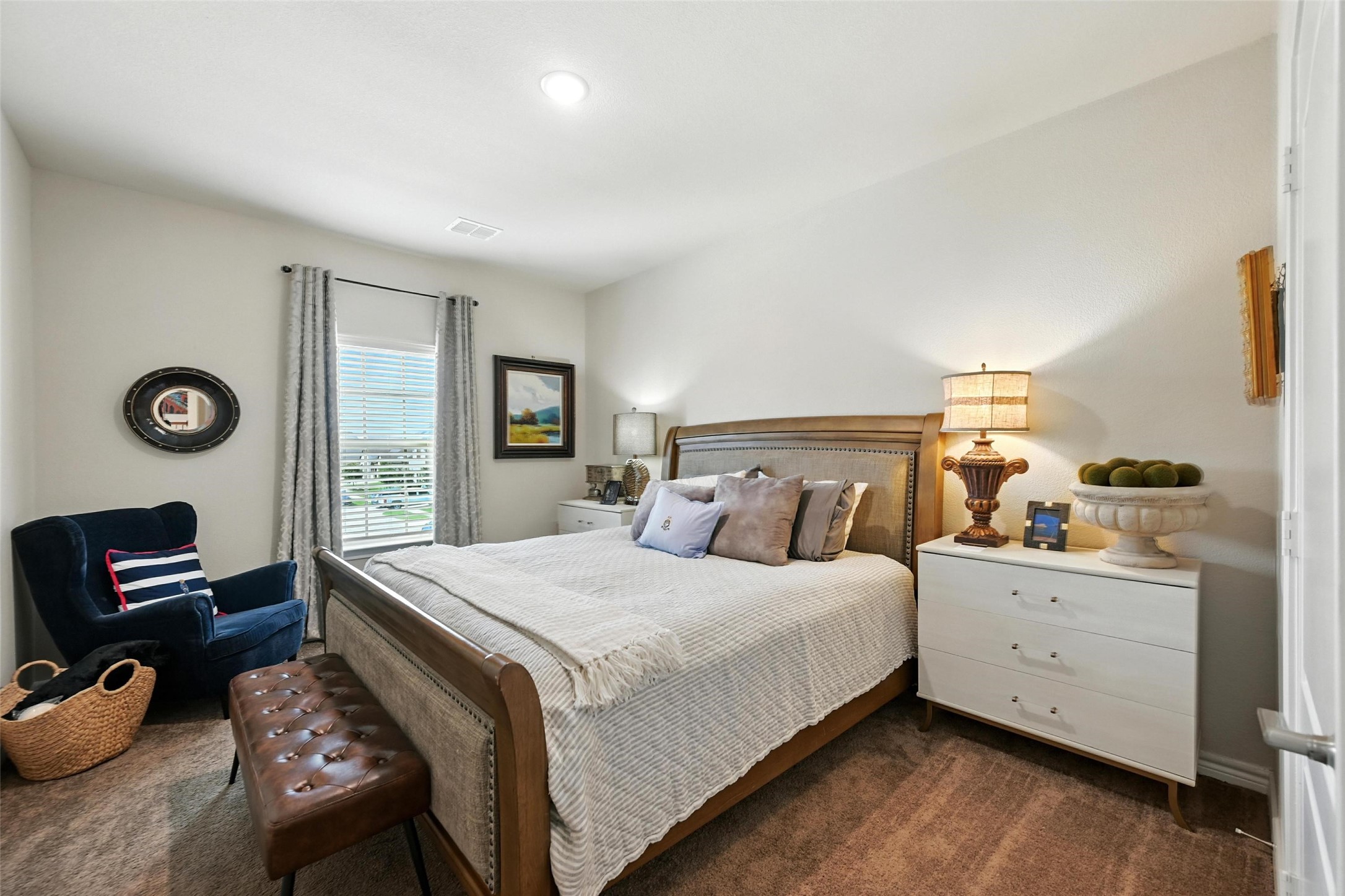 2711 Fleur De Lis Lane