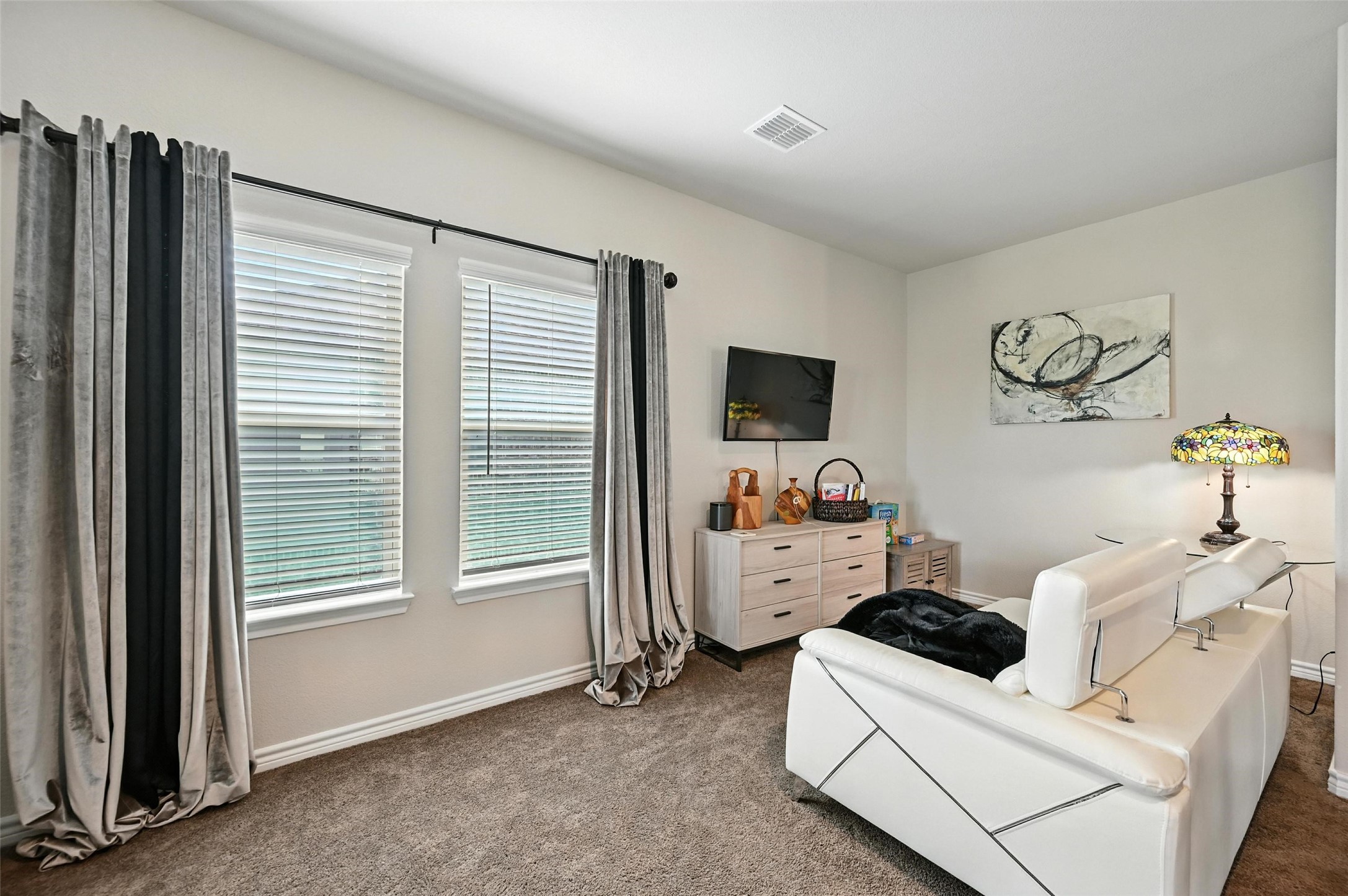 2711 Fleur De Lis Lane