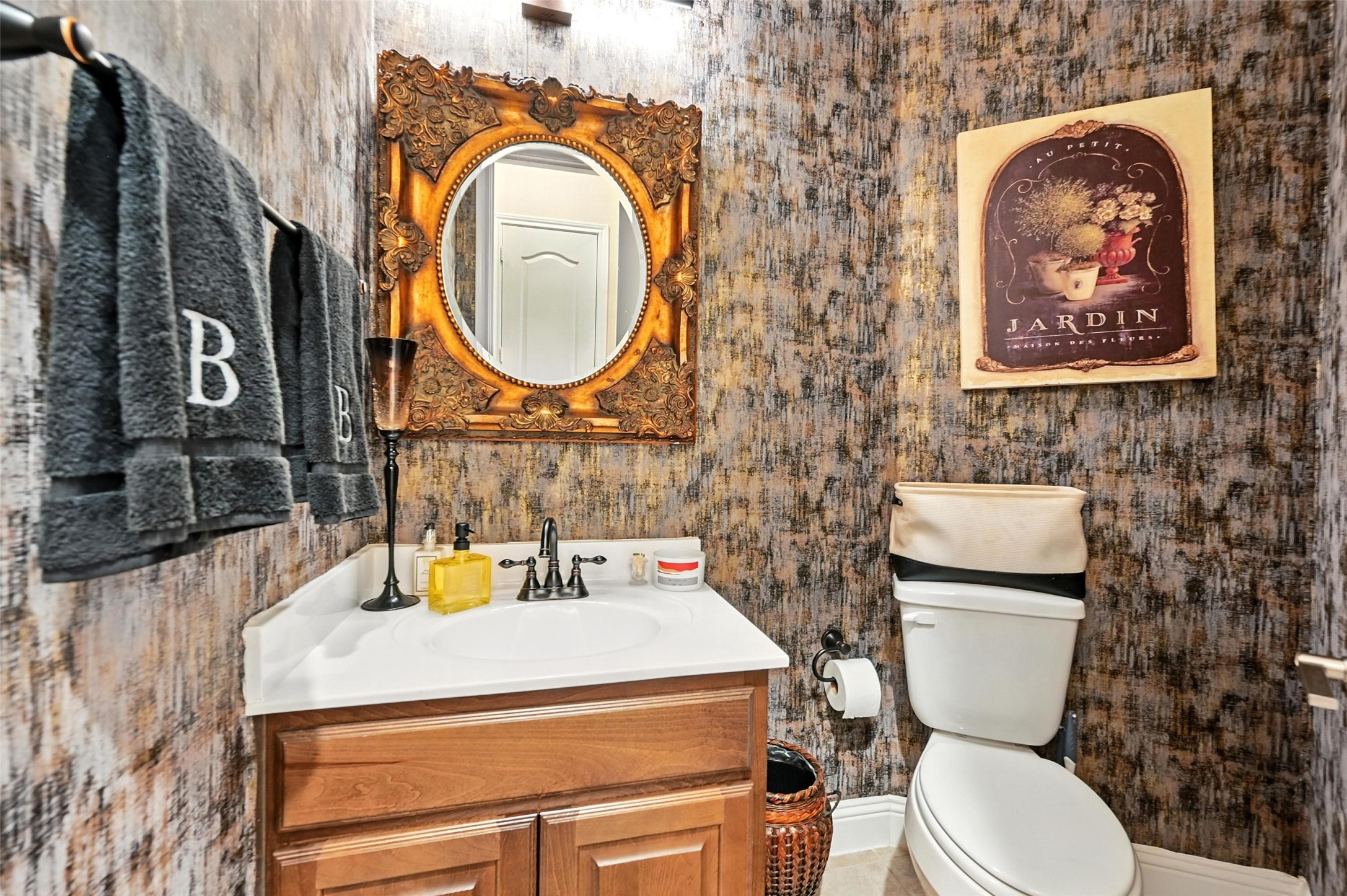 2711 Fleur De Lis Lane