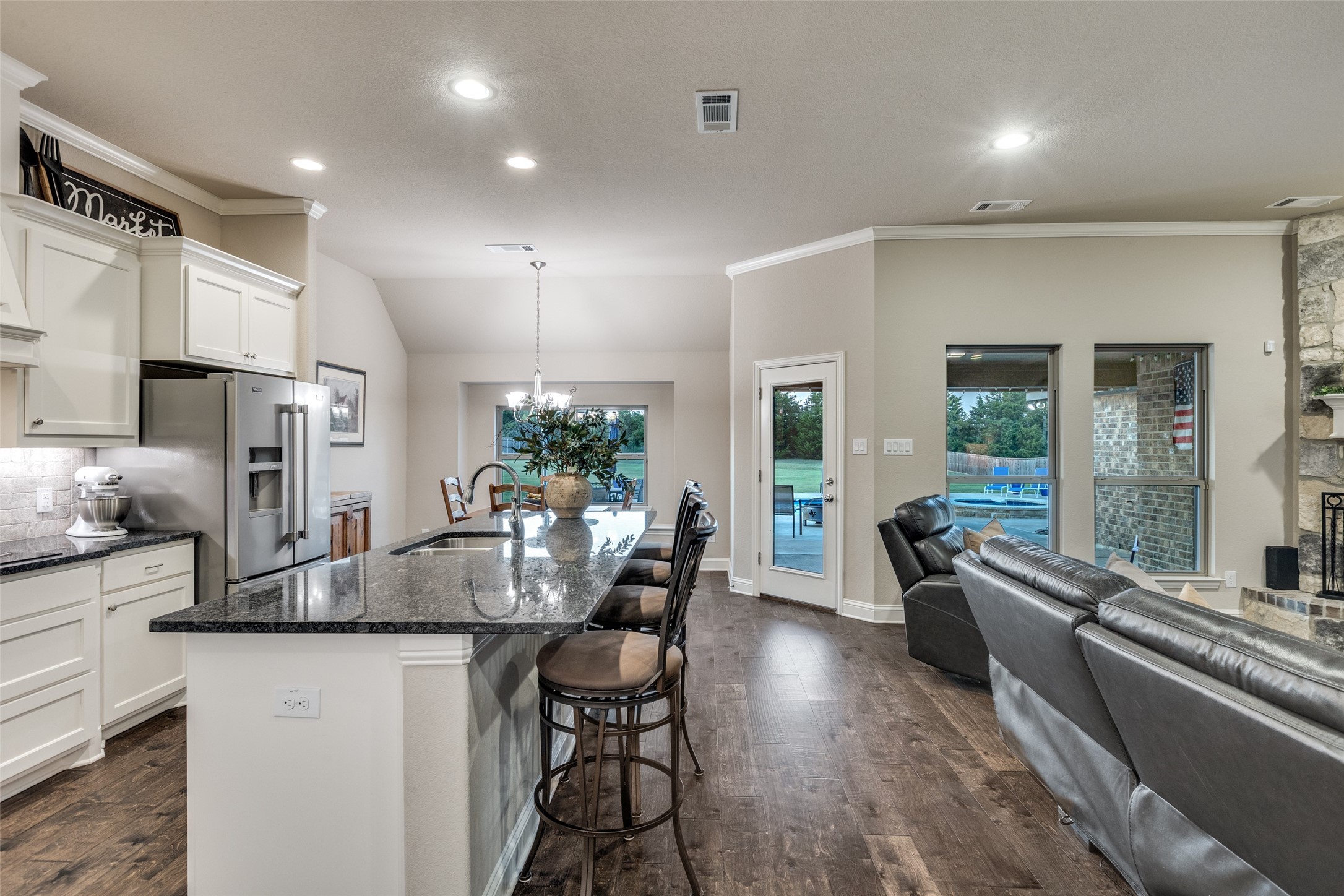 7031 Dillon Circle