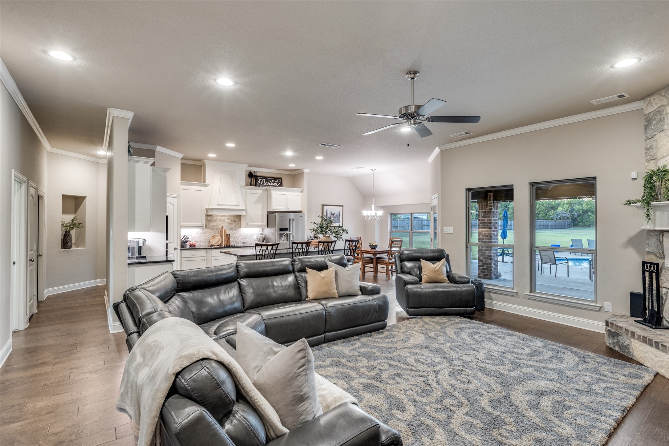 7031 Dillon Circle