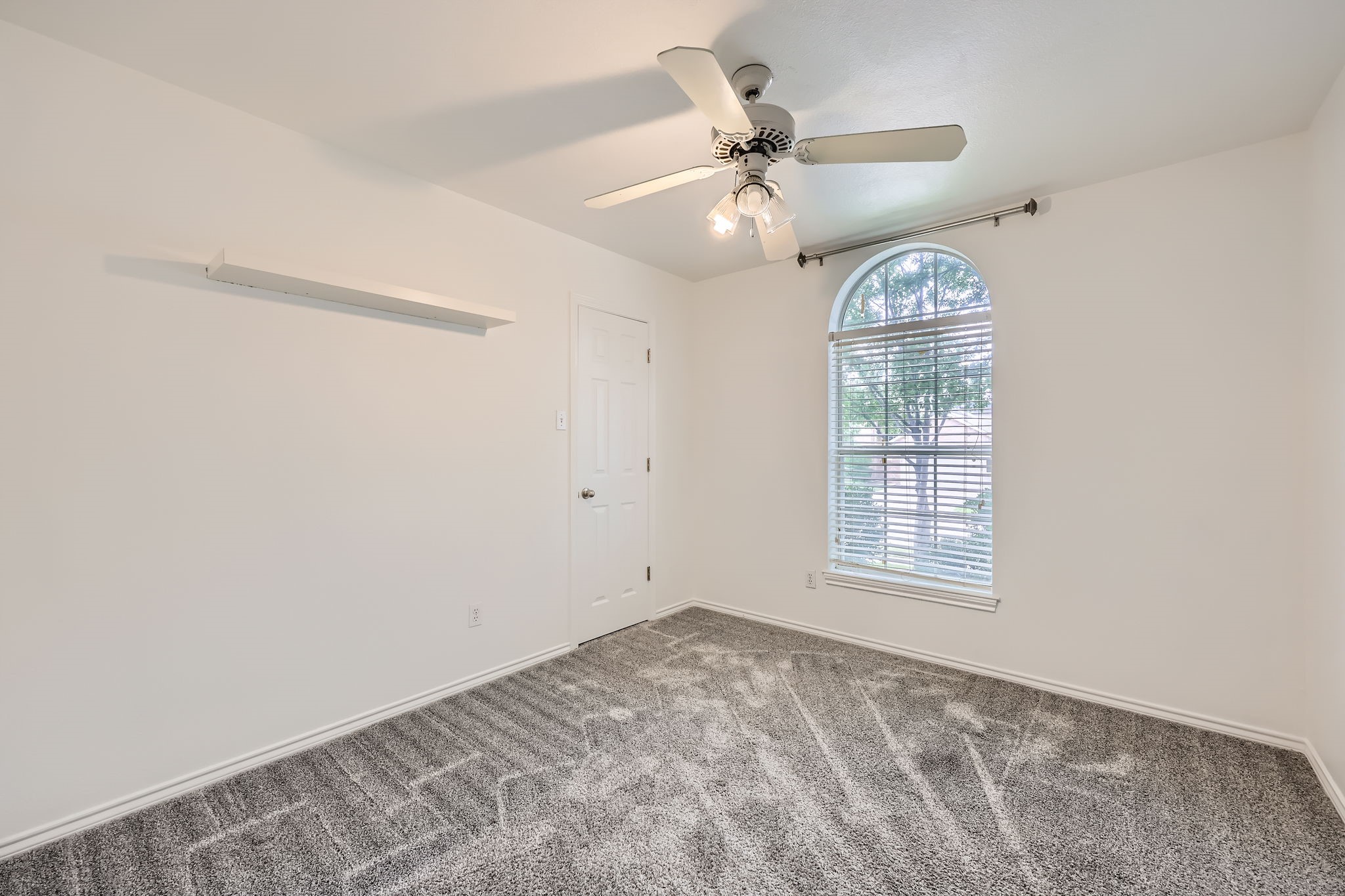 2204 Savannah Drive
