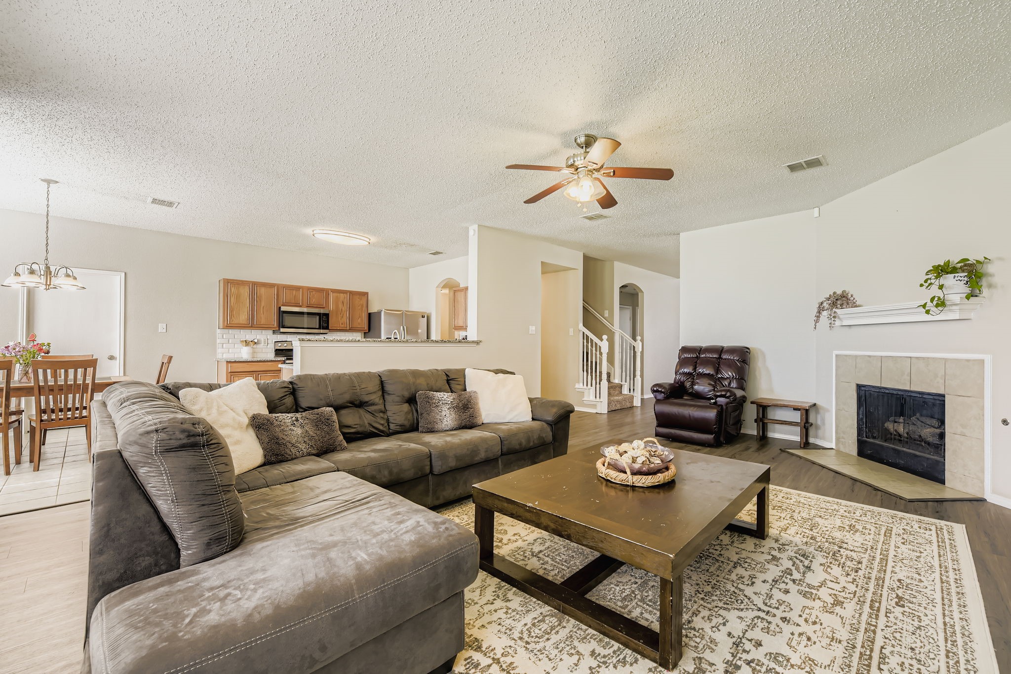 10713 Ivy Creek Lane