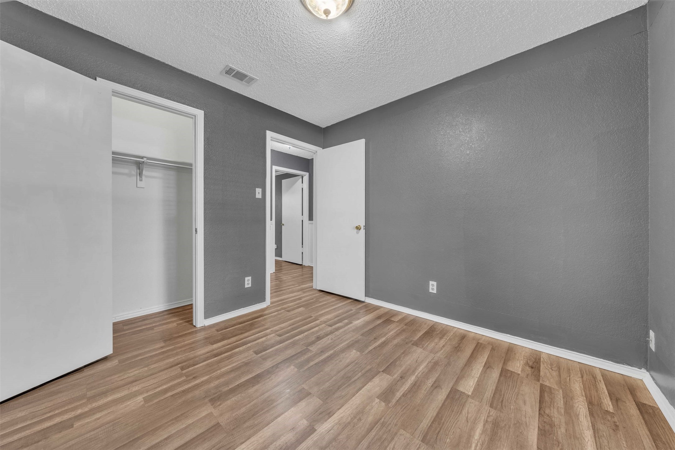 204 Oak Meadow Lane