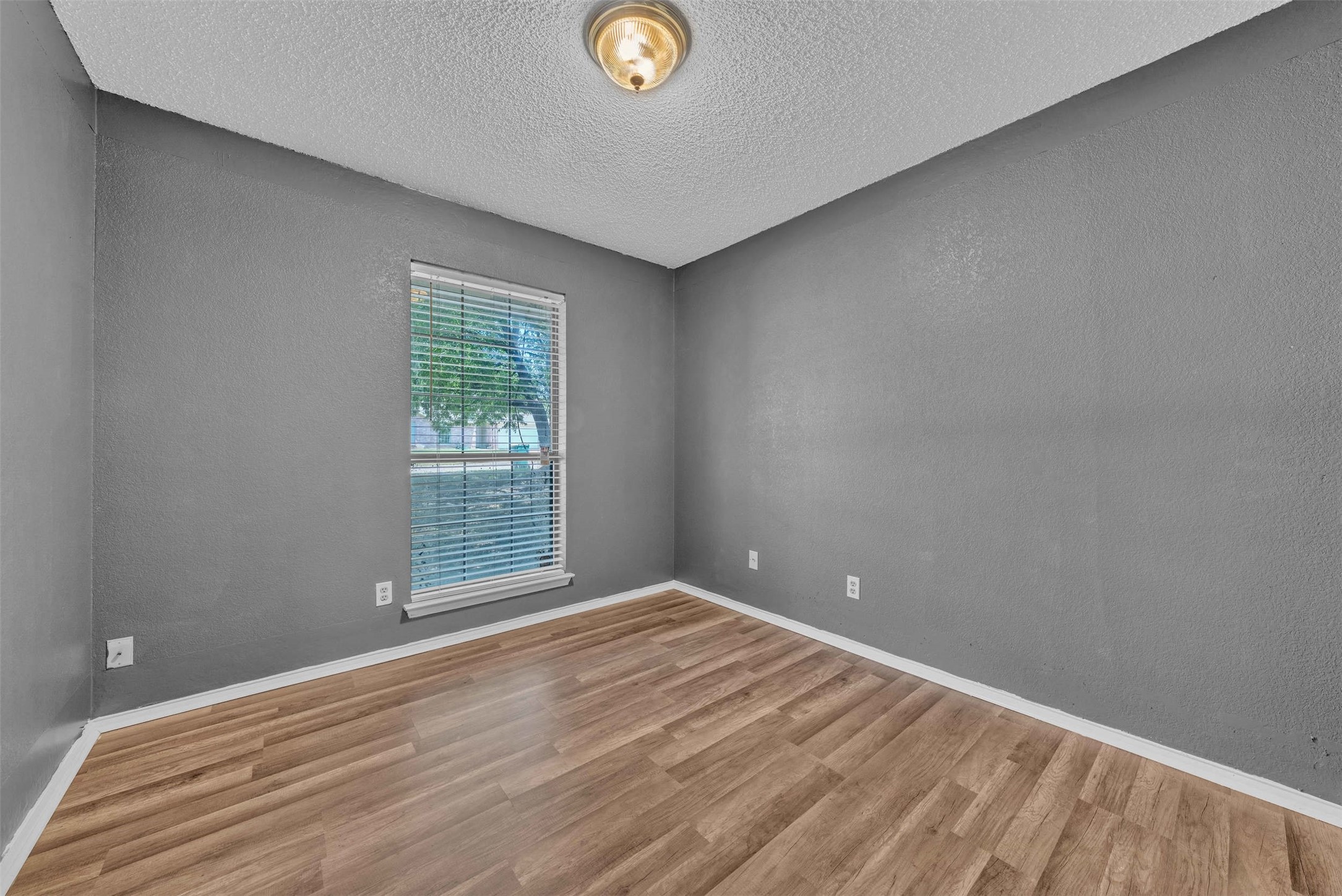 204 Oak Meadow Lane