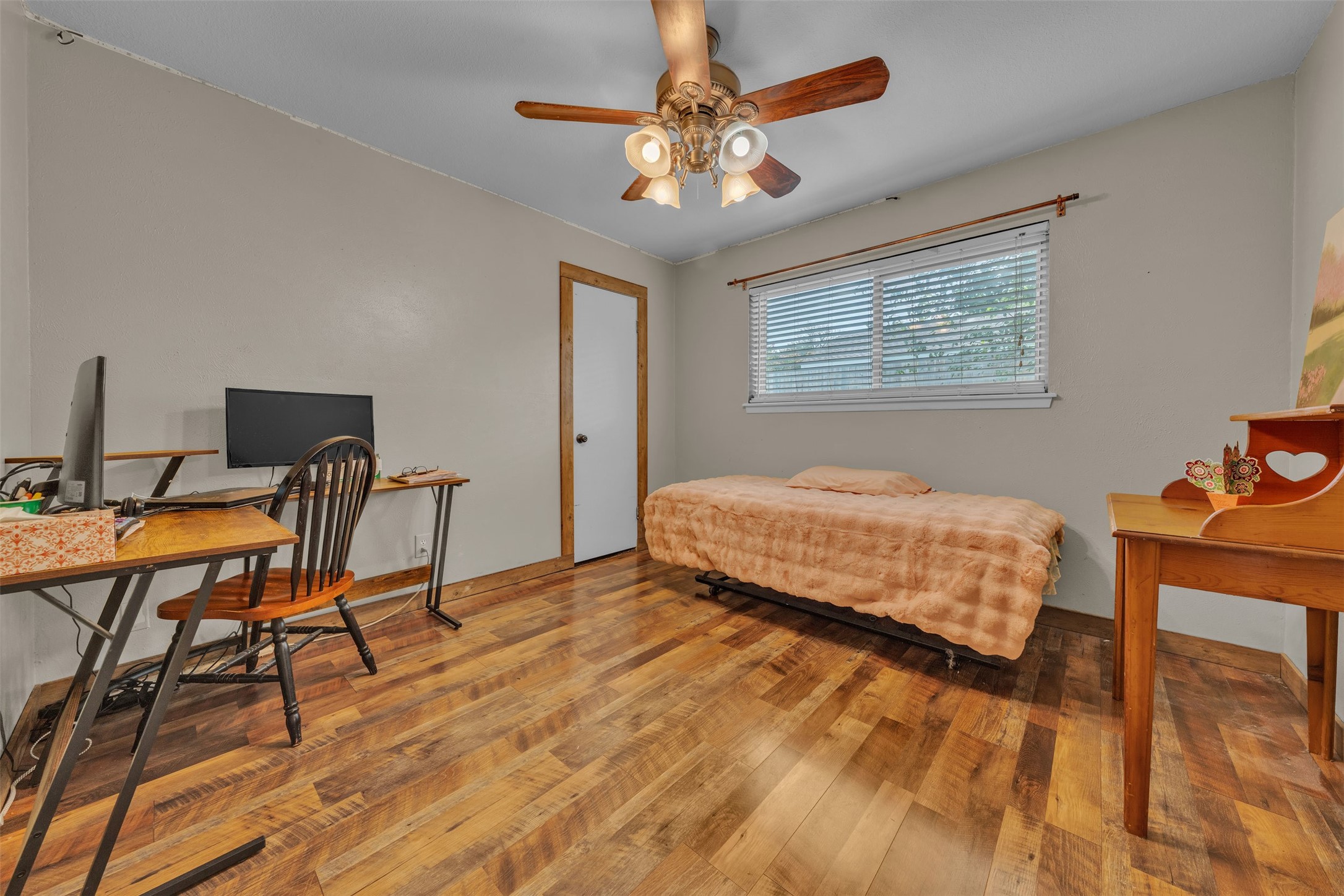 1302 Hemphill Drive