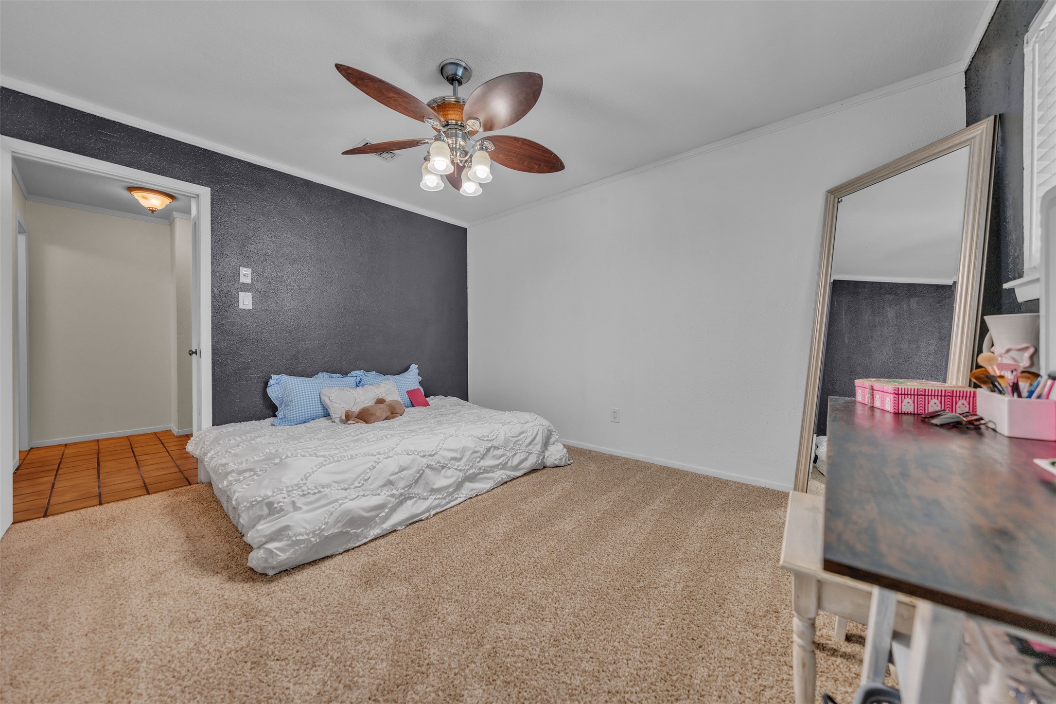 1302 Hemphill Drive