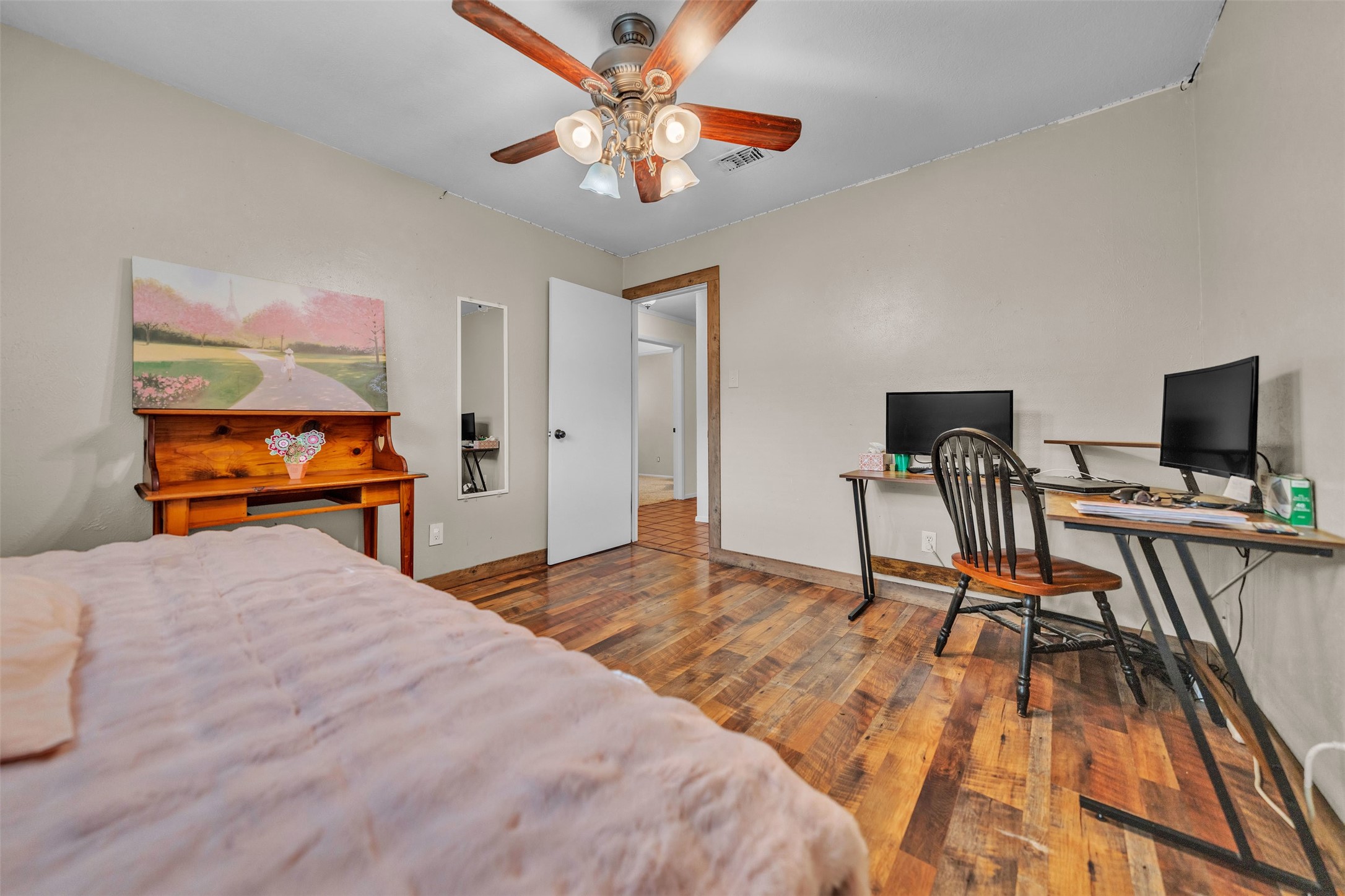 1302 Hemphill Drive