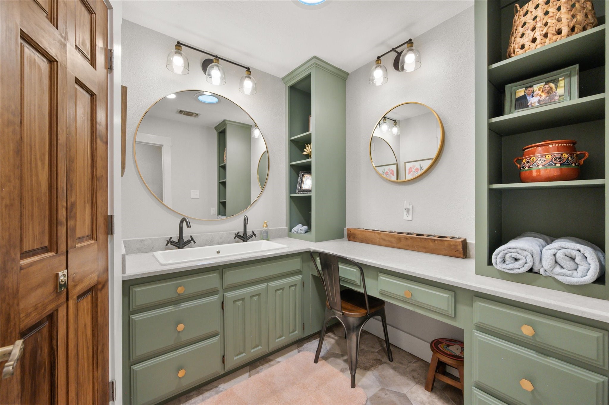 3907 Copperwood Court