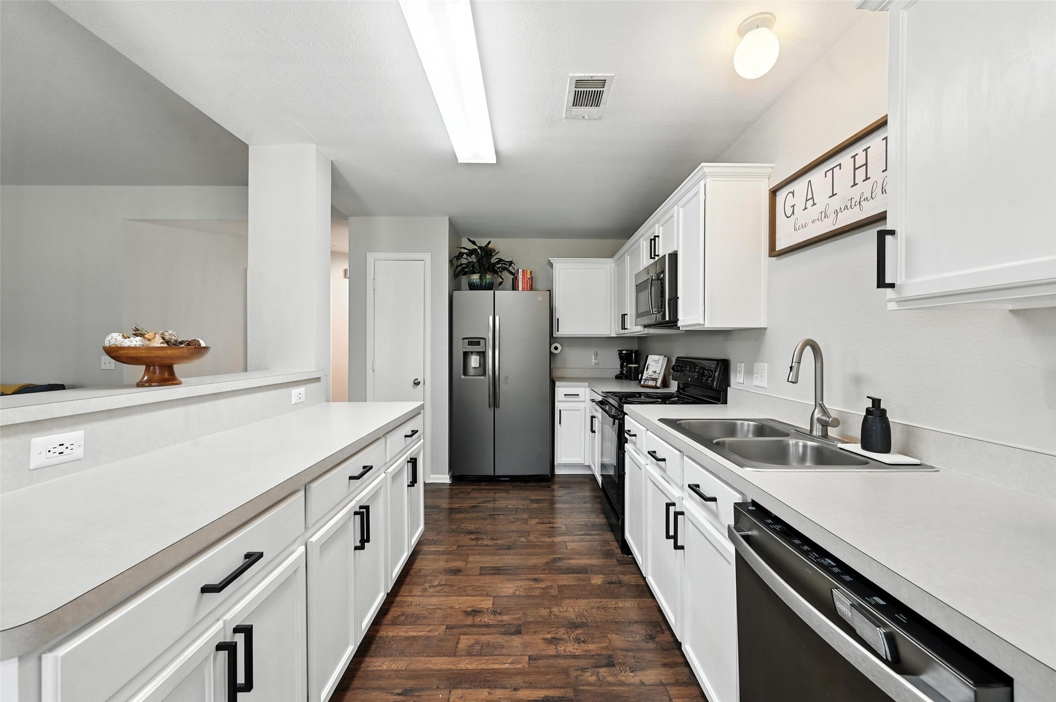 726 Quail Hollow Drive