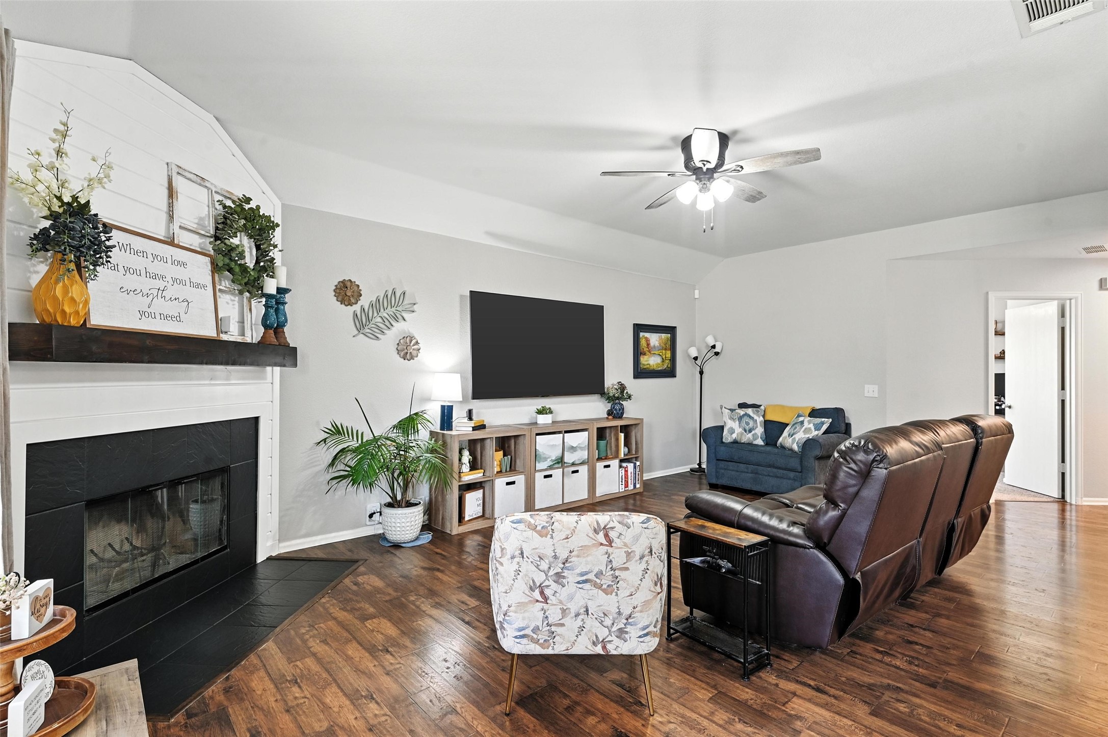 726 Quail Hollow Drive